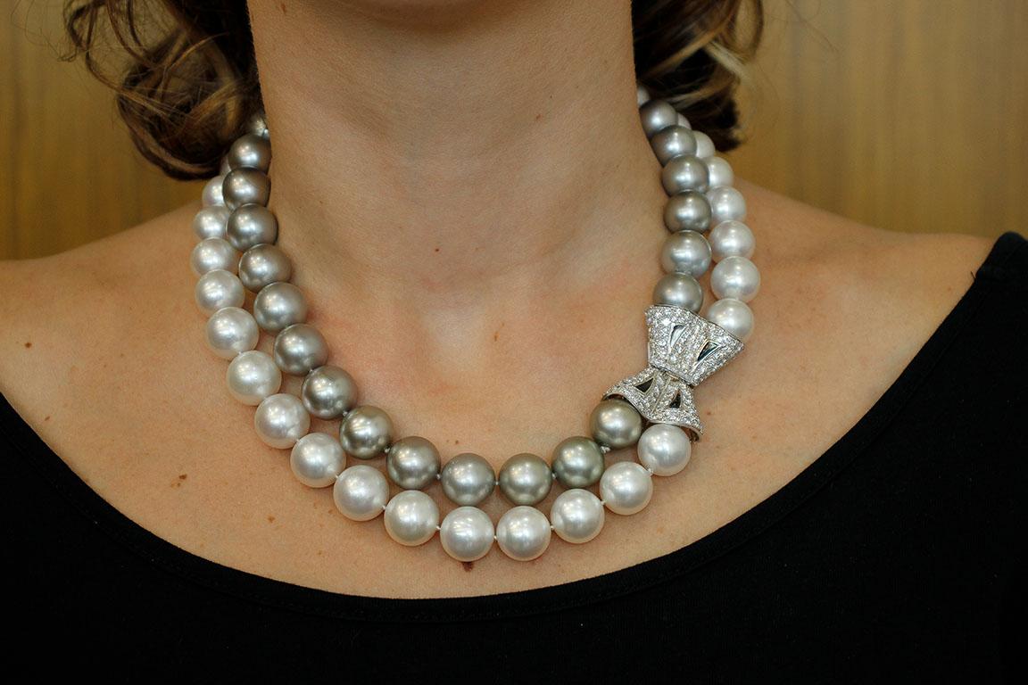 121g White and Grey South Sea Pearls, Diamonds, 14 Karat White Gold Necklace 1
