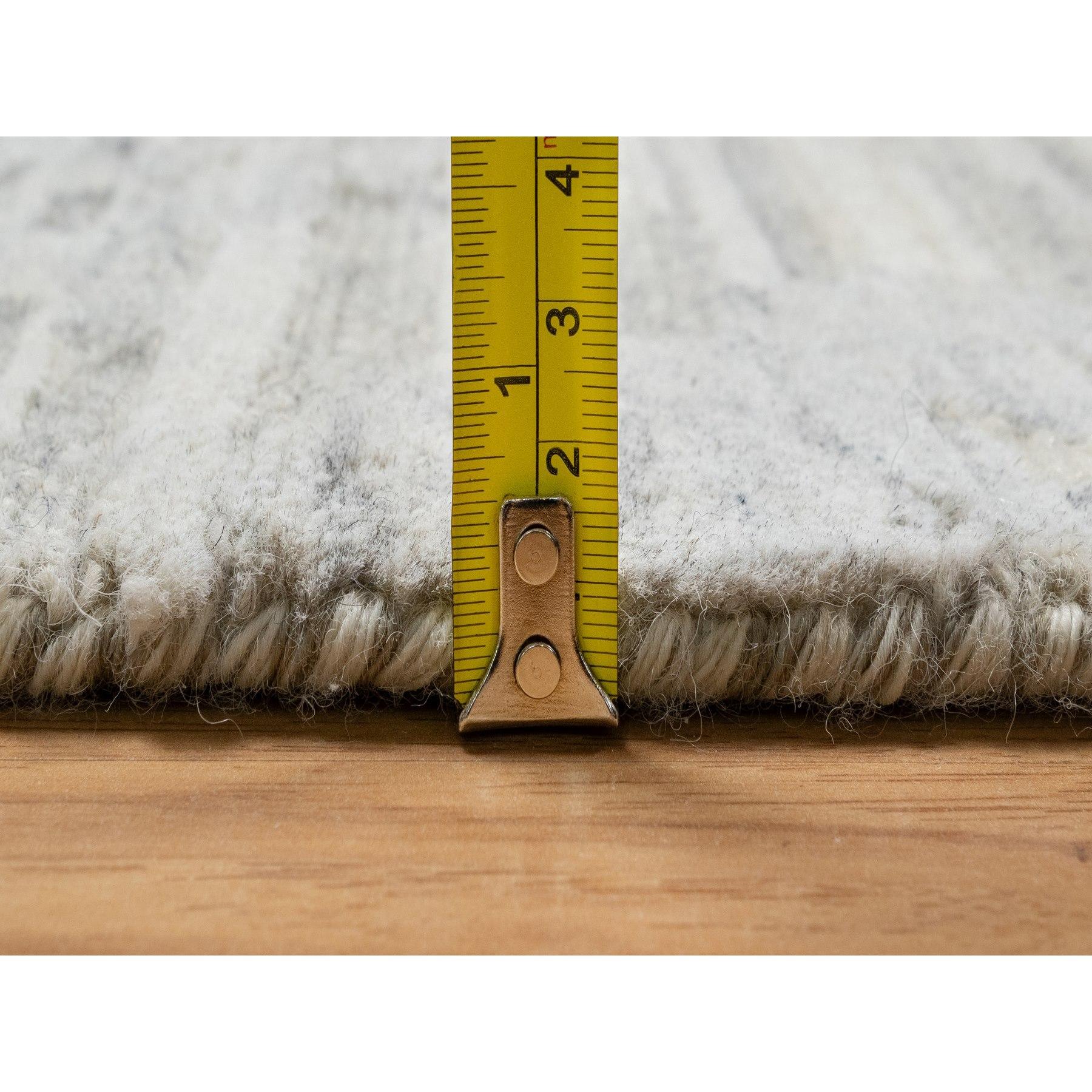 Tapis carré noué à la main gris, design moderne, laine naturelle non teintée 12'1