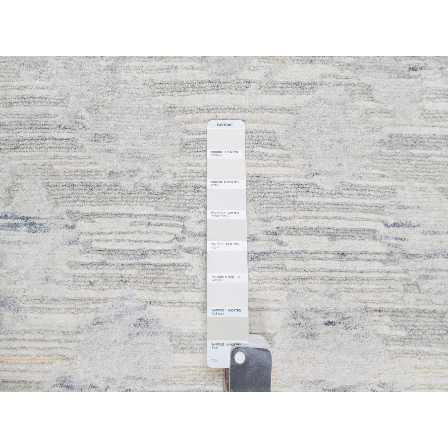 XXIe siècle et contemporain Tapis carré noué à la main gris, design moderne, laine naturelle non teintée 12'1
