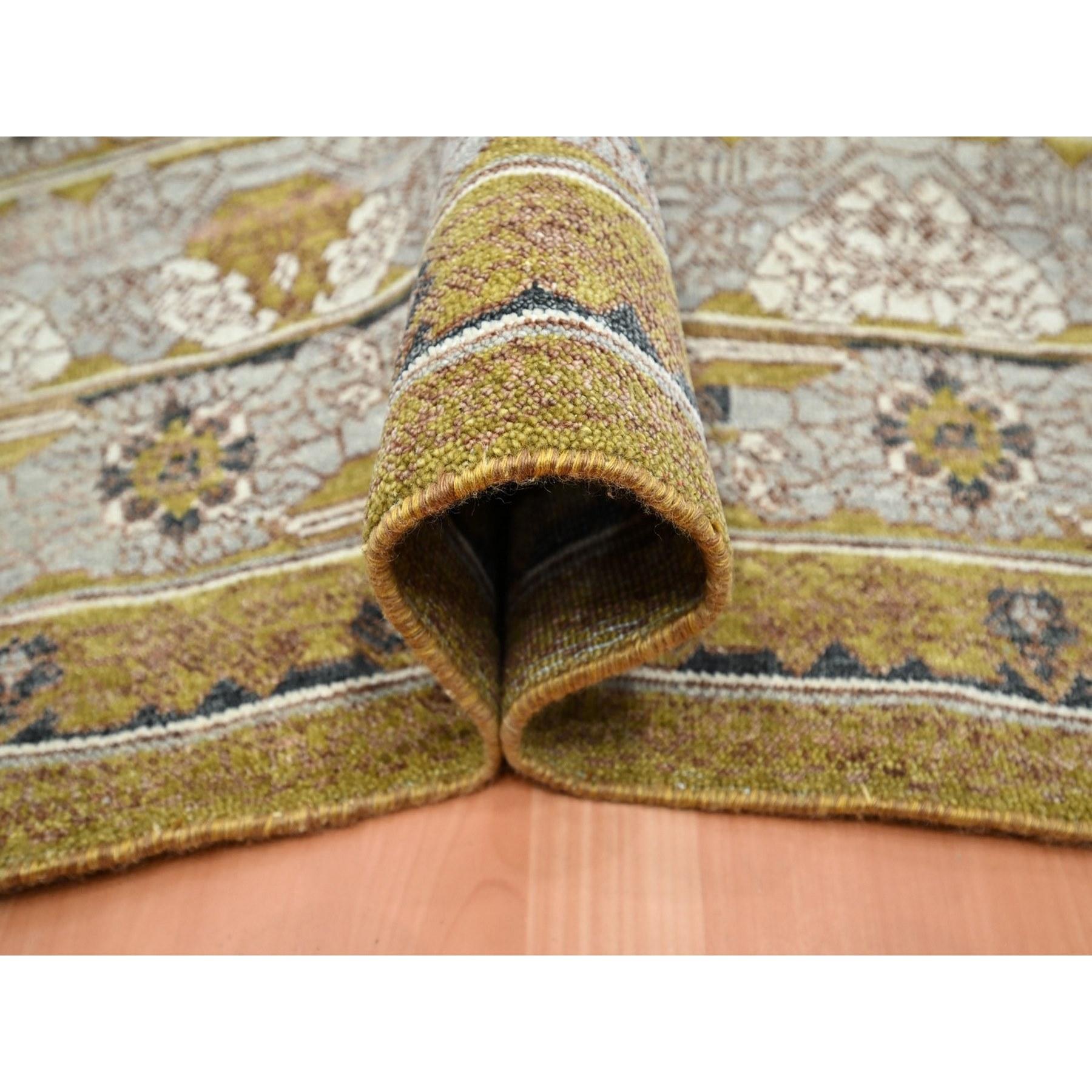 Noué à la main 12'1 