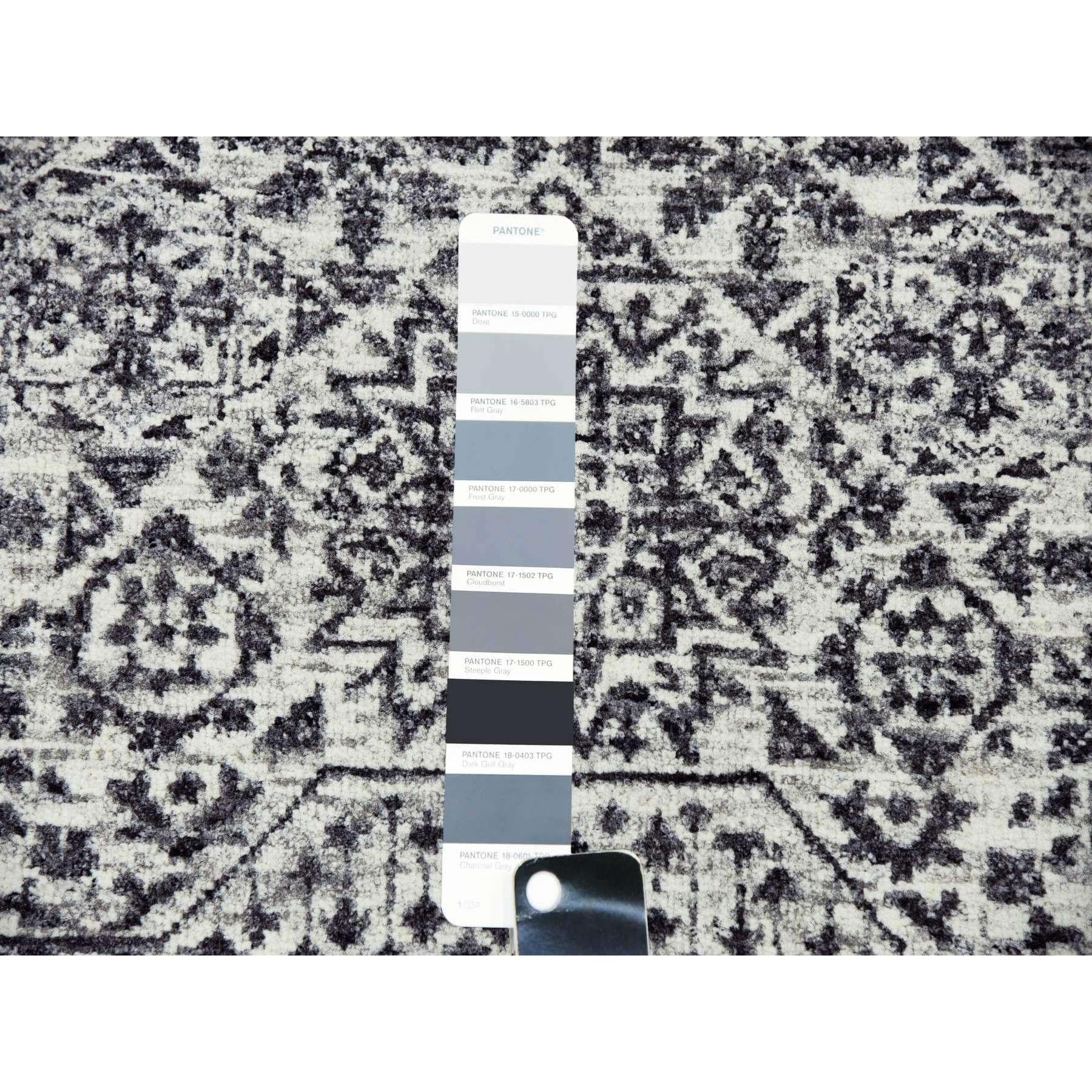 XXI secolo e contemporaneo Tappeto in pura lana non colorata 12'1 