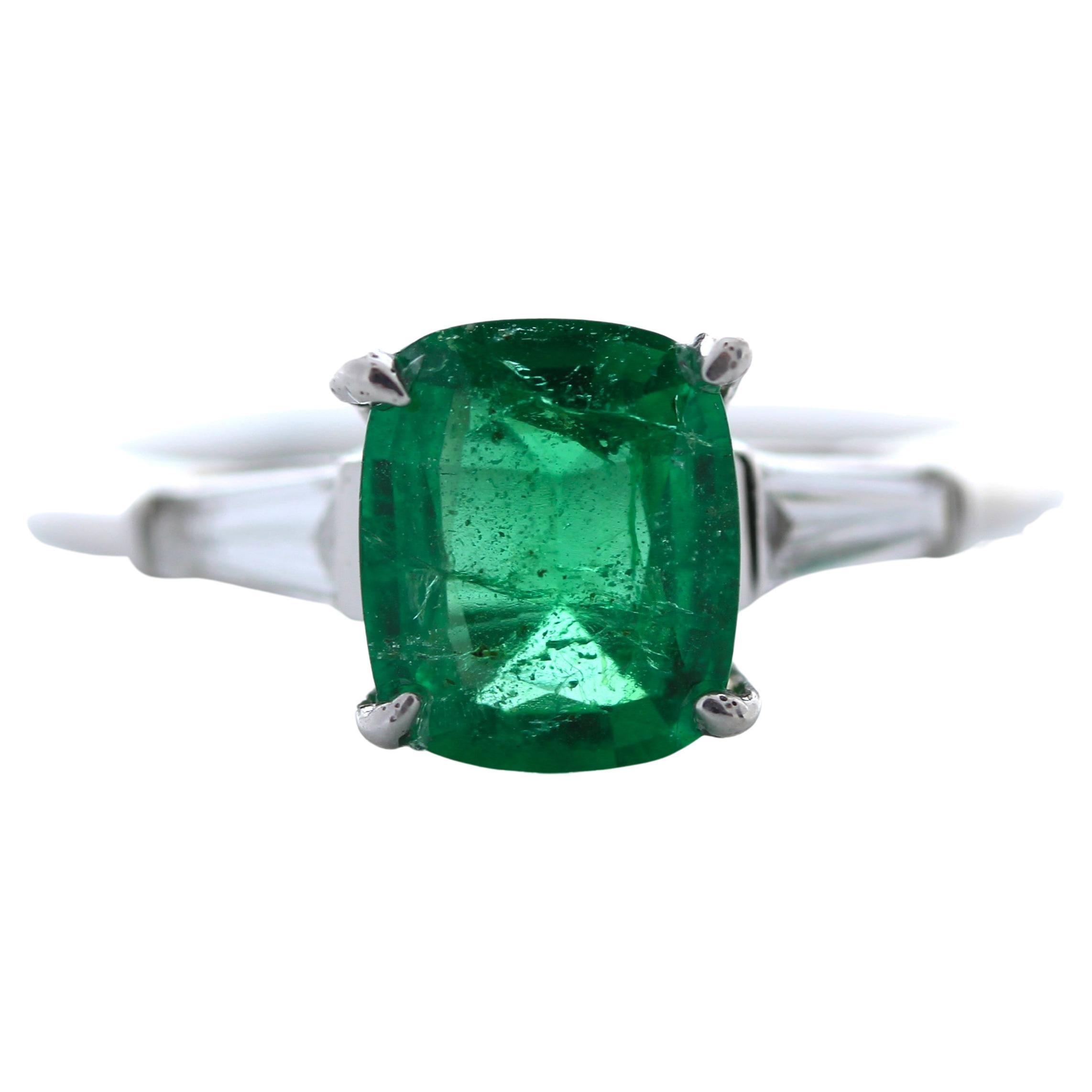 1.22 Carat Cushion Cut Emerald & Baguette Ring in 18k White Gold For Sale