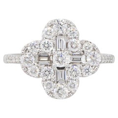 Anello stile trifoglio con diamante da 1,22 carati 18 carati in stock