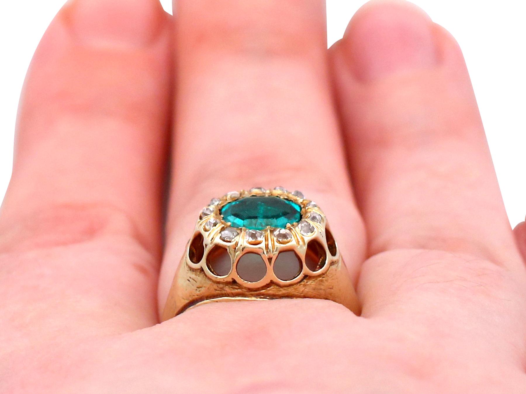 1.22 Carat Colombian Emerald Diamond Yellow Gold Cocktail Ring For Sale 4