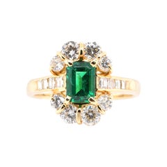 0.86 Carat Natural Emerald and Diamond Ring Set in 18 Karat Gold