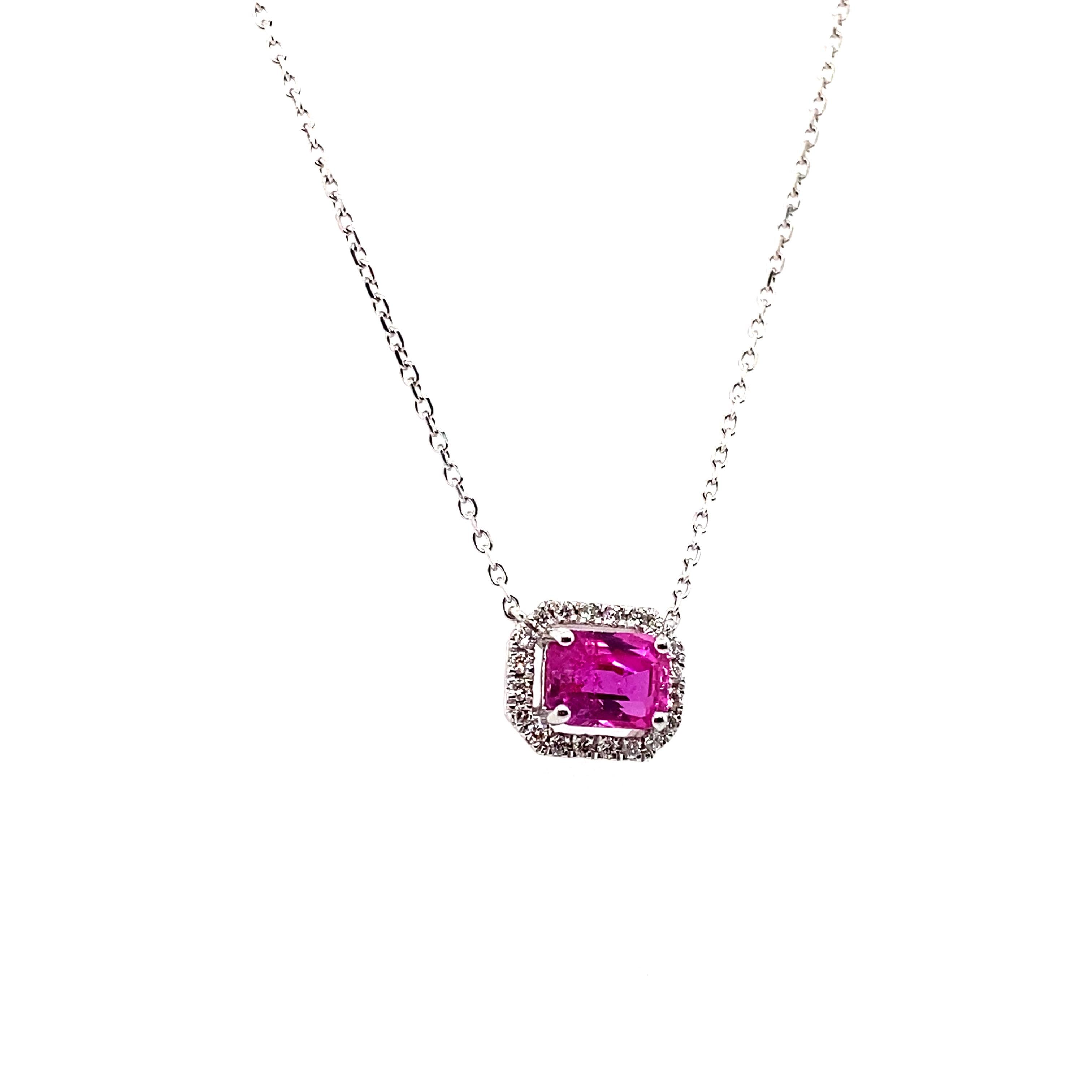 Collana con ciondolo di diamanti bianchi e rubino Burma No Heat da 1,22 carati con taglio ottagonale In condizioni Nuovo in vendita a Hong Kong, HK