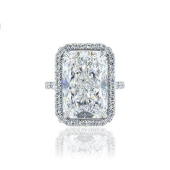 12.2 Carat Radiant Diamond Ring Brilliant White 18K Gold Grand Palais Radiance