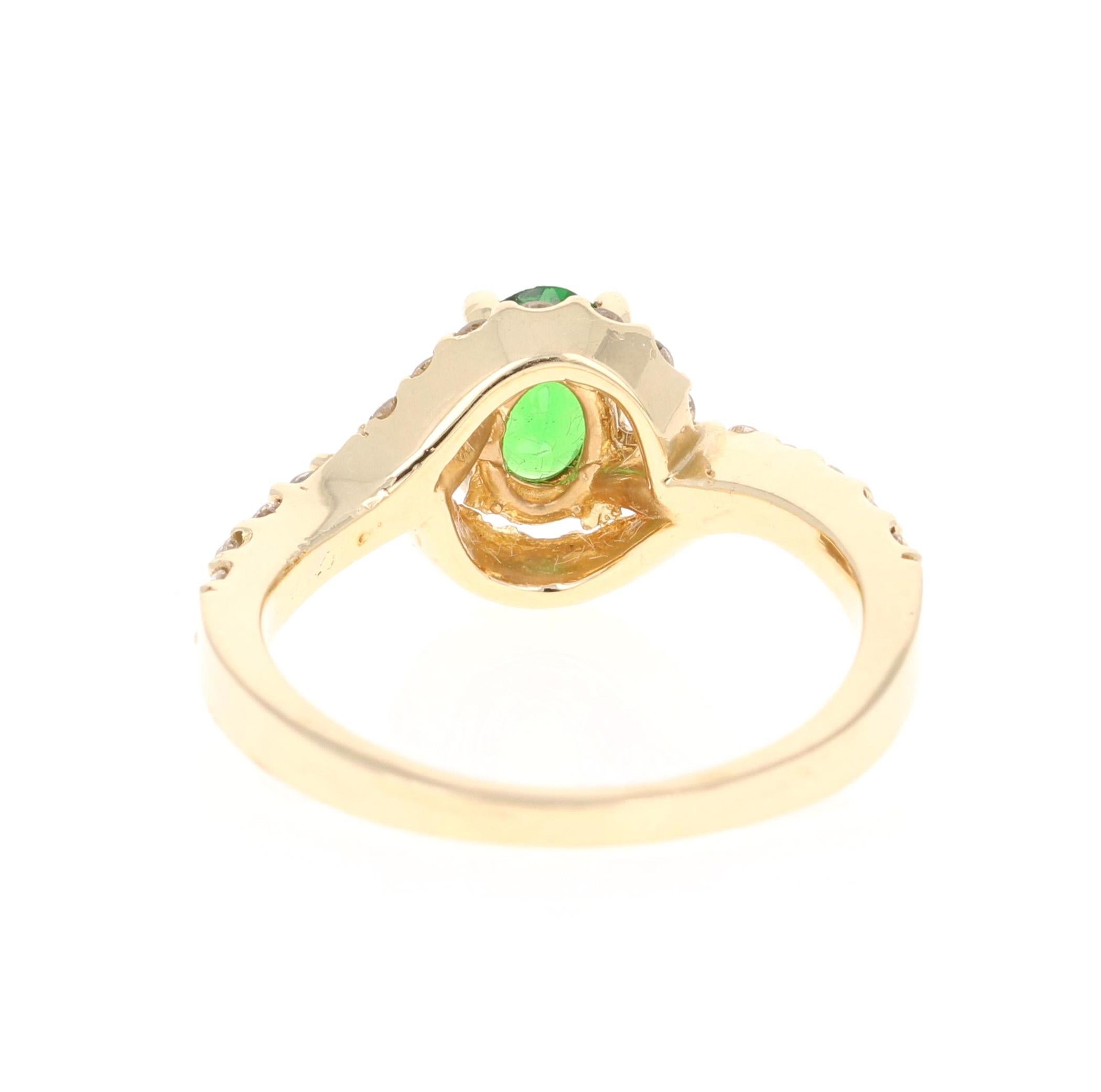 Oval Cut 1.22 Carat Tsavorite Garnet Diamond 14 Karat Yellow Gold Ring For Sale