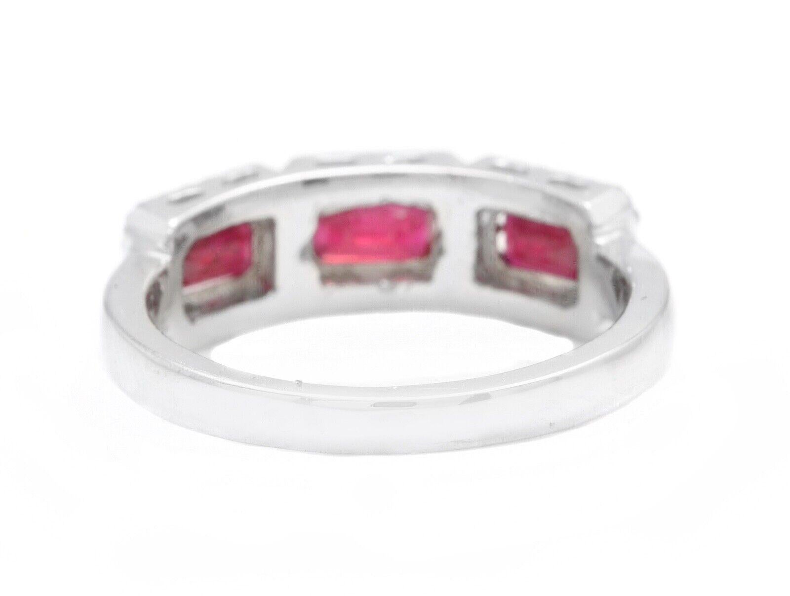 1.22 Carats Natural Ruby and Diamond 14k Solid White Gold Ring In New Condition For Sale In Los Angeles, CA