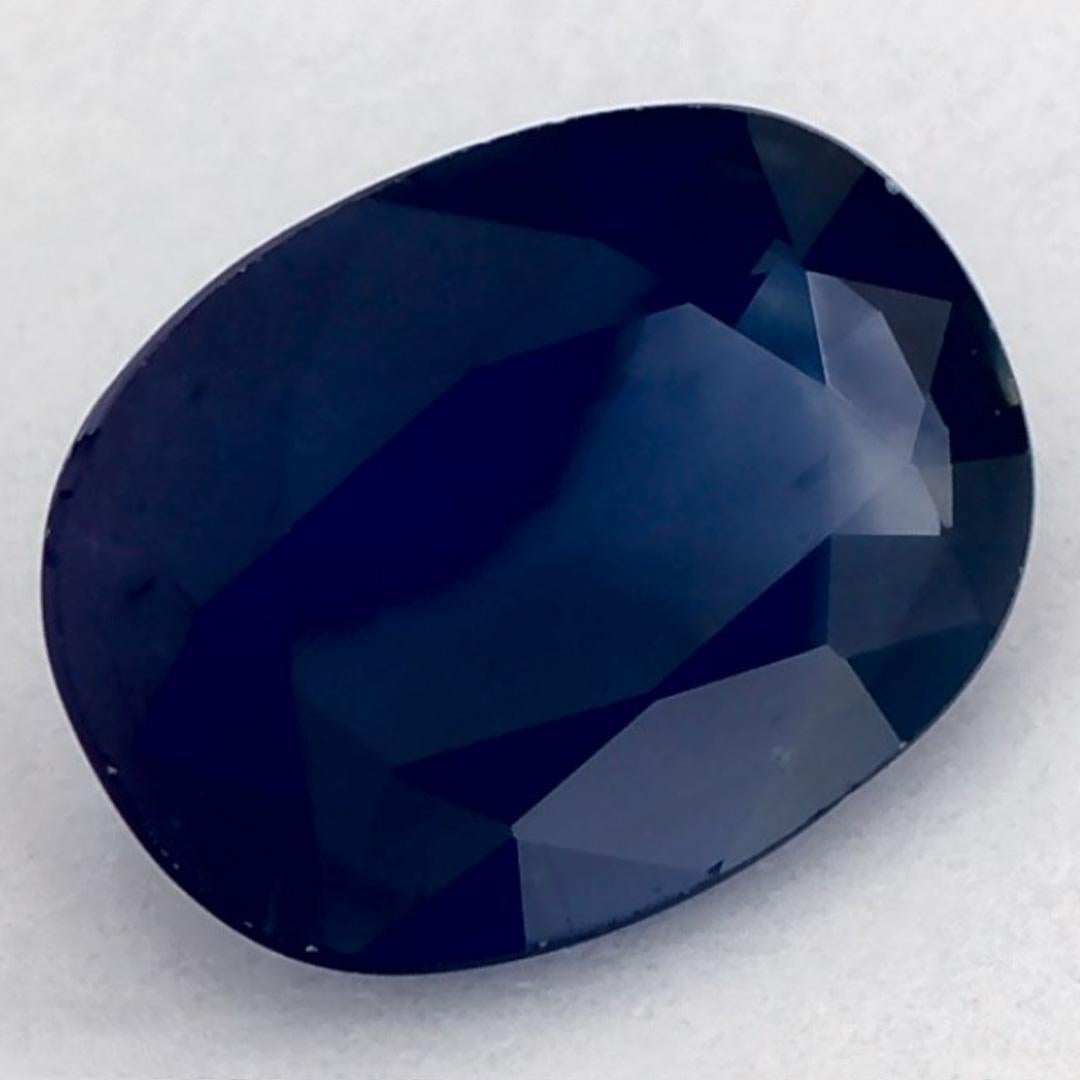 Ce saphir bleu naturel offre élégance et sophistication. Avec sa riche saturation de couleurs et sa coupe précise, il constitue la pièce maîtresse parfaite pour une bague de fiançailles ou une conception de bijoux de luxe.

Ce saphir provient du Sri
