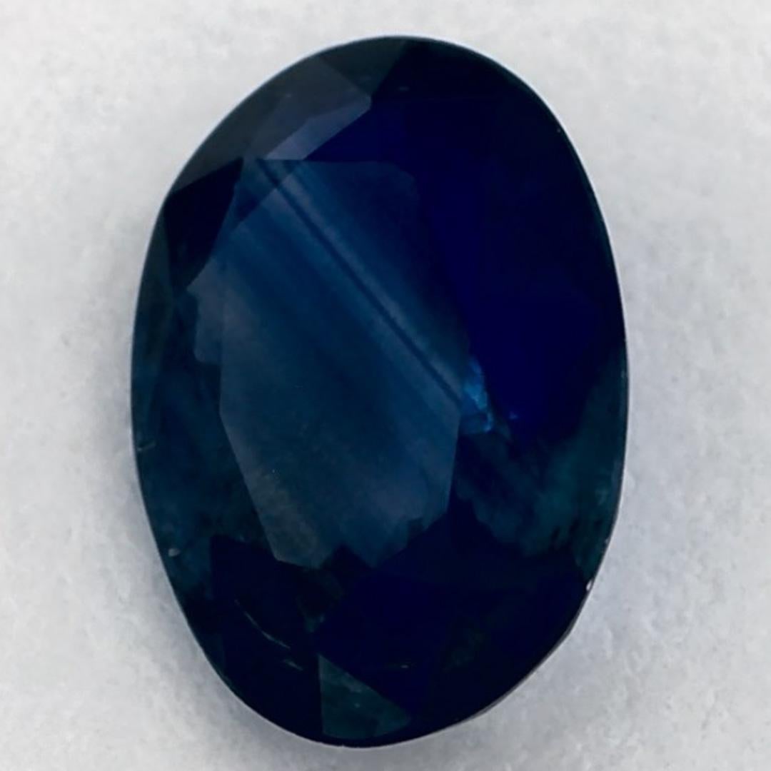 Taglio ovale 1.22 carati di zaffiro blu ovale sfuso in vendita