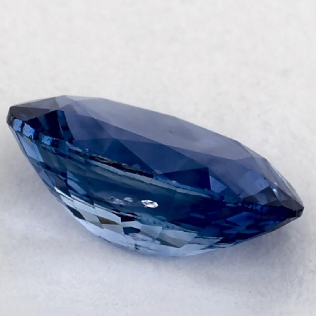 1.22 qt Zafiro Azul Oval Gema Suelta en venta 1