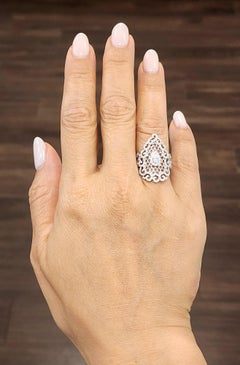 Gorgeous 1.22 Carat Pear Diamond Ring in 18k White Gold