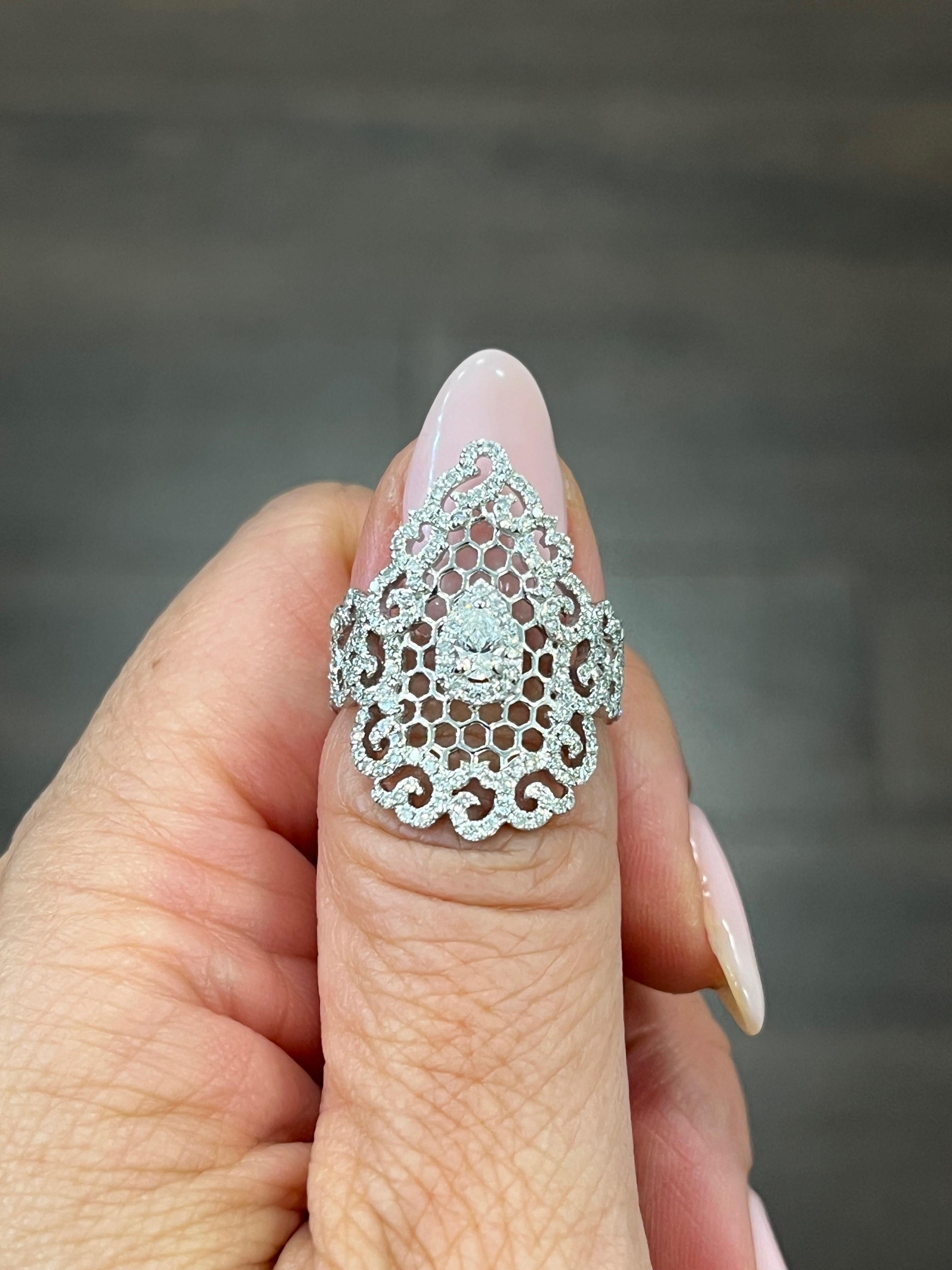 Women's or Men's 1.22 ct Pear Diamond Ring  For Sale