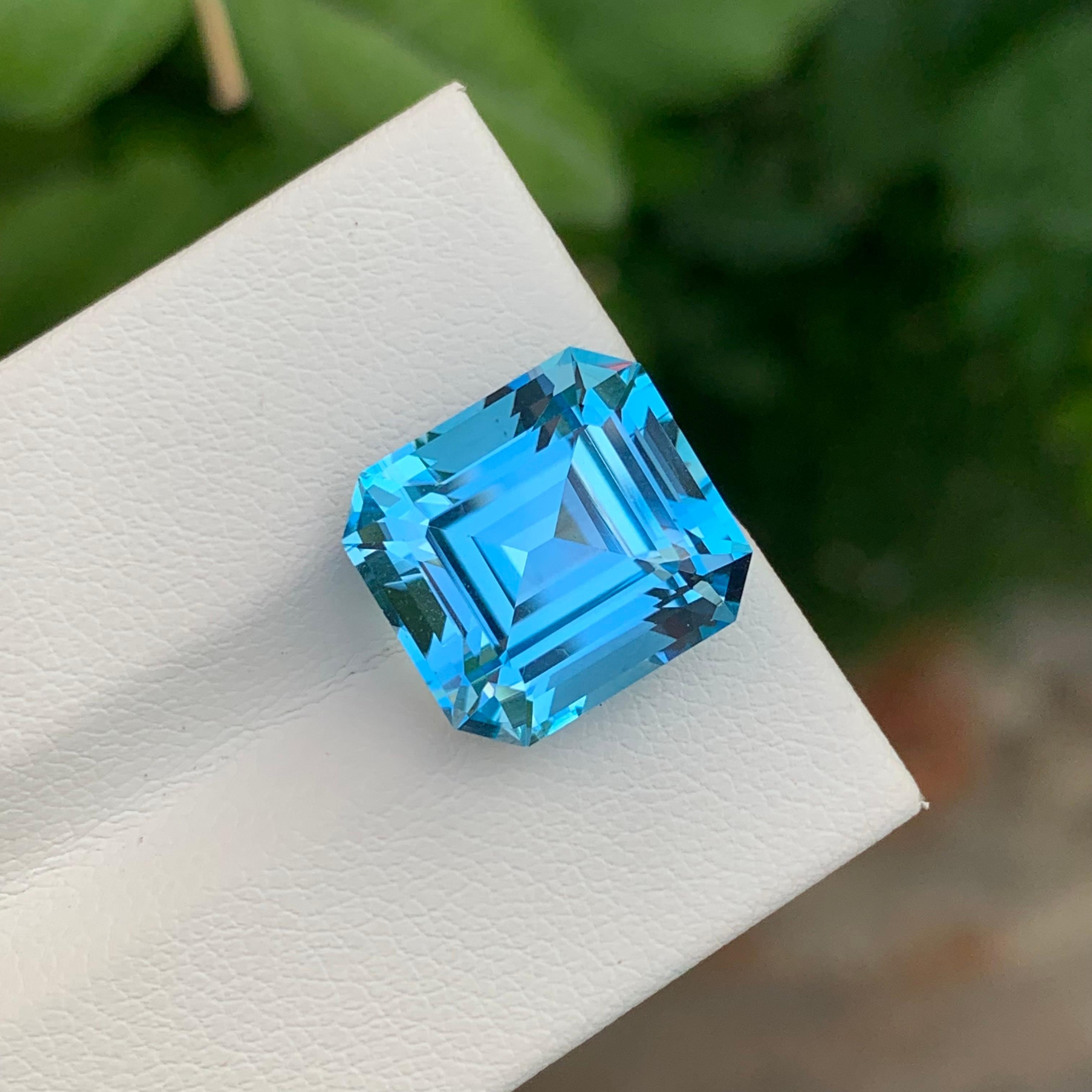 12,20 Carati Adorabile gemma sciolta di Topazio Blu Taglio Asscher per Collana Gioielli in vendita 1