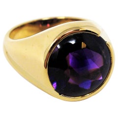 12.20 Carat Cabochon Amethyst Dome Ring 14 Karat Yellow Gold Solitaire Round