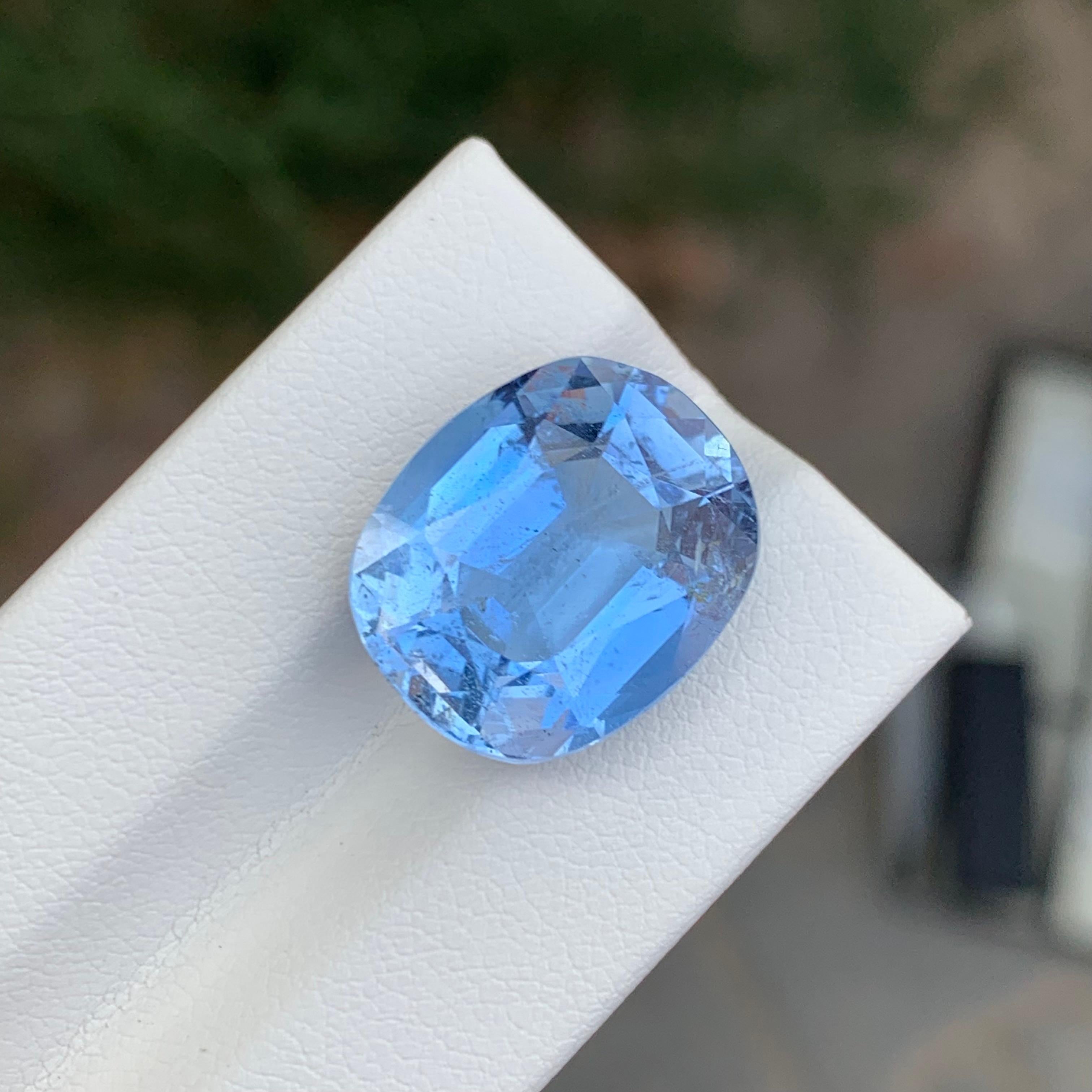 12,20 Karat Hübscher loser Aquamarin Ghoshenit Ovalform Edelstein (Ovalschliff) im Angebot