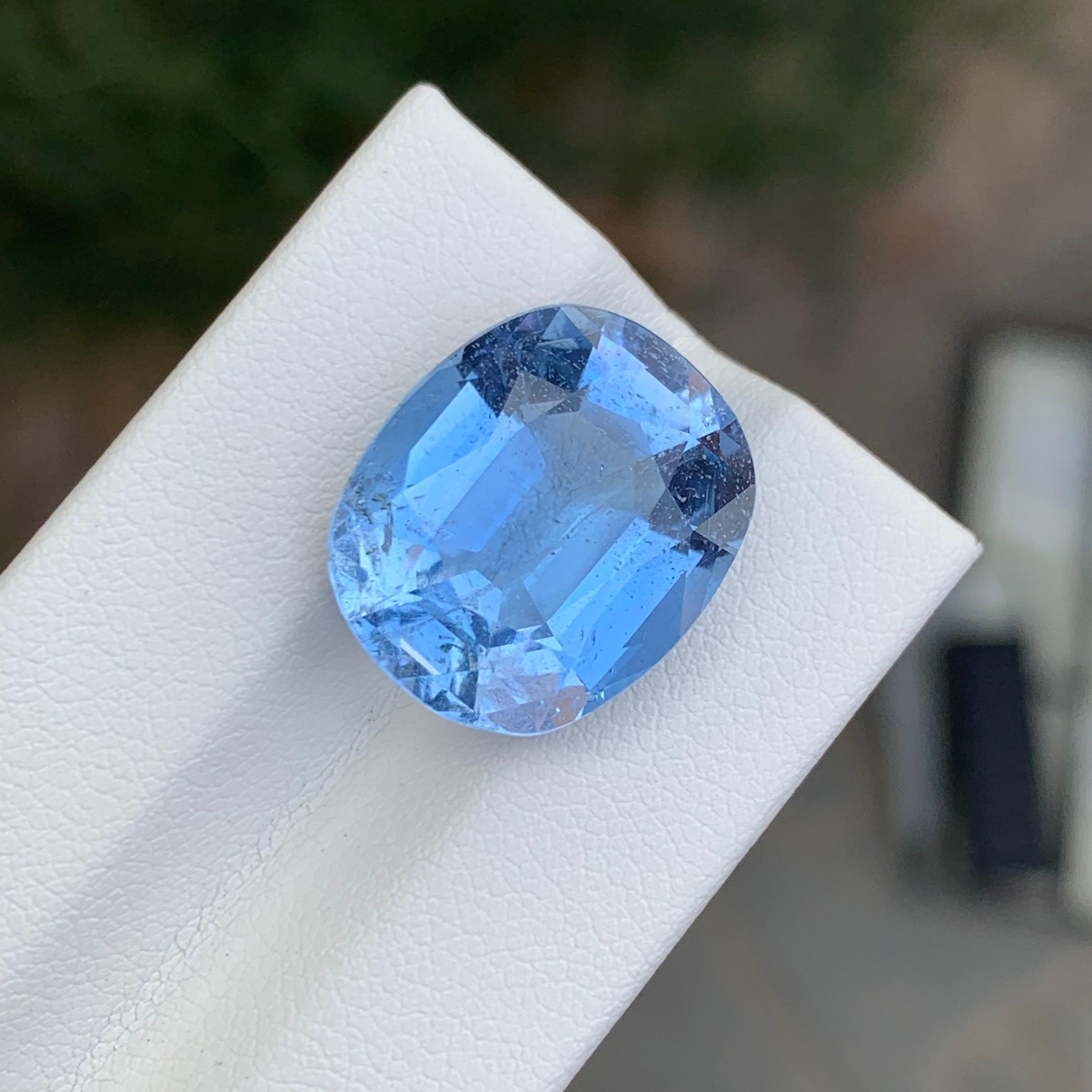 12,20 Karat Hübscher loser Aquamarin Ghoshenit Ovalform Edelstein für Damen oder Herren im Angebot
