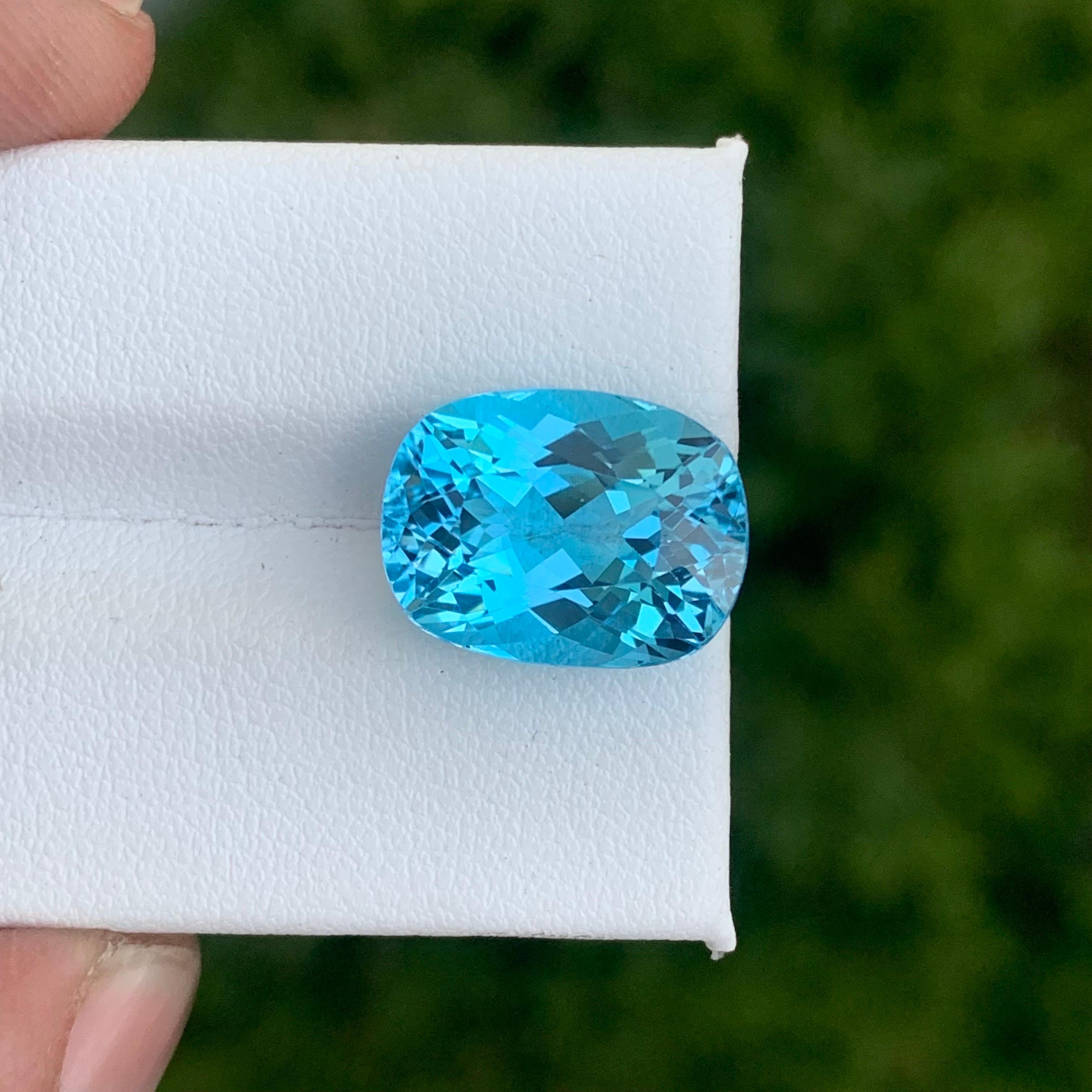 12.20 Cts Loose Sky Blue Topaz Gemstone from Brazil For Sale 1
