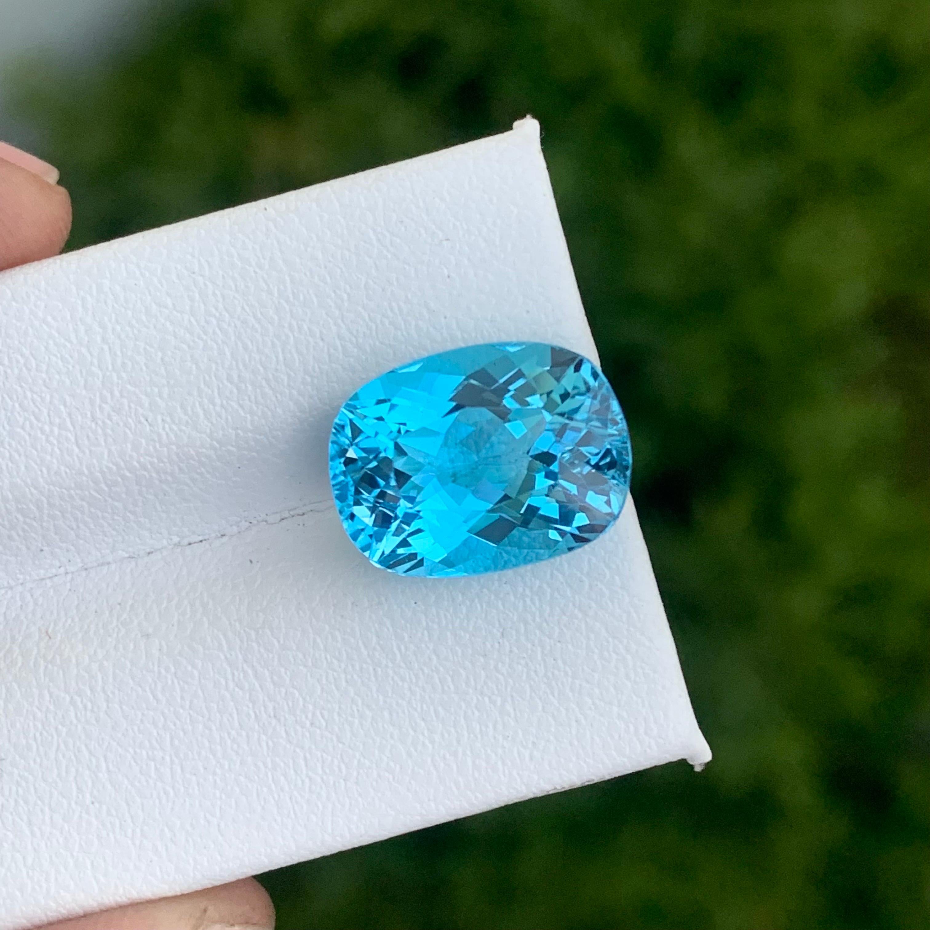 12.20 Cts Loose Sky Blue Topaz Gemstone from Brazil For Sale 2