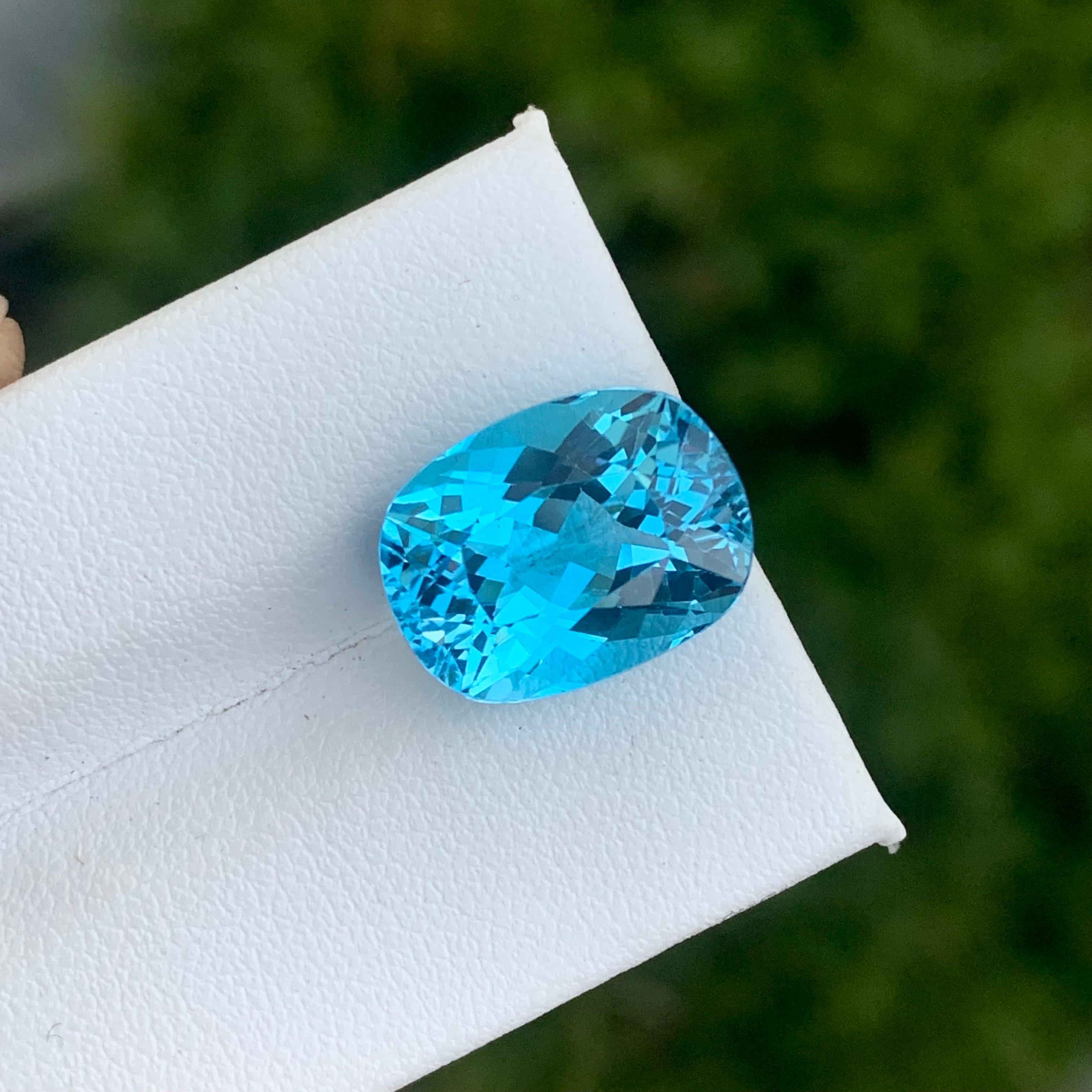 Cushion Cut 12.20 Cts Loose Sky Blue Topaz Gemstone from Brazil For Sale