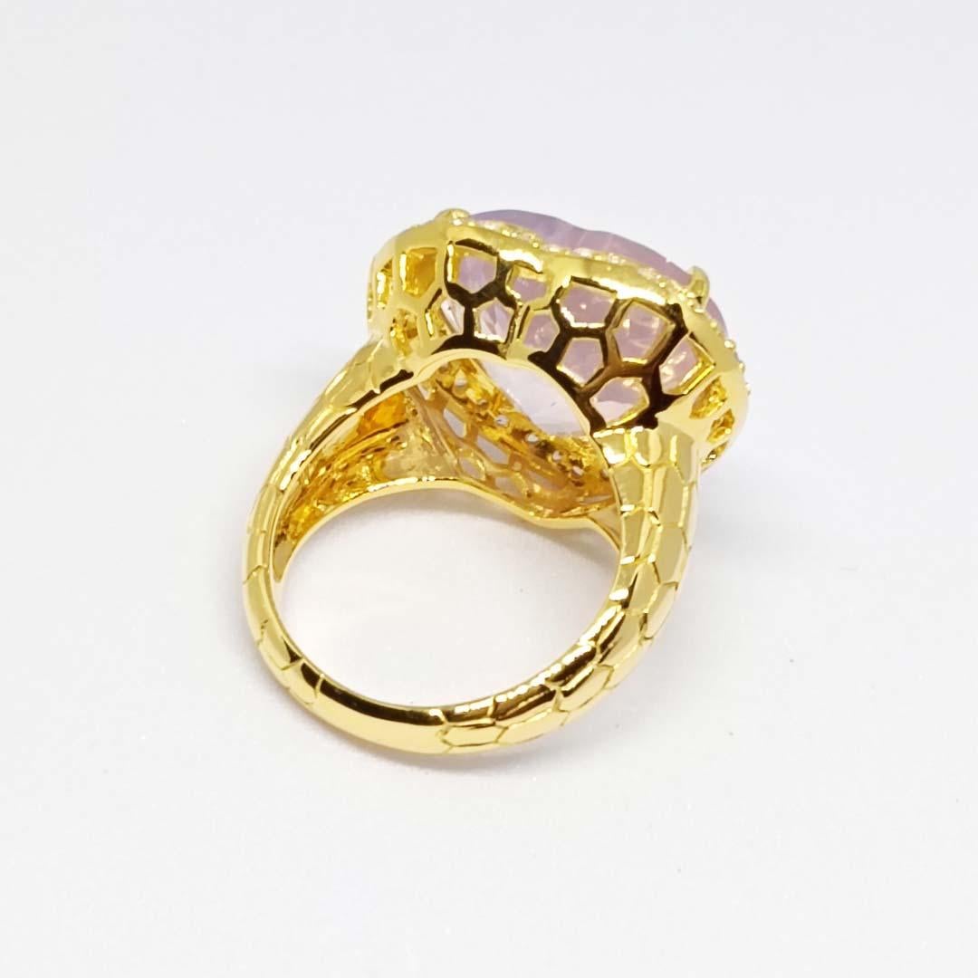 Anello a cuore di quarzo lavanda da 12,20 carati. Argento 925 placcato oro 18 carati. in vendita 2