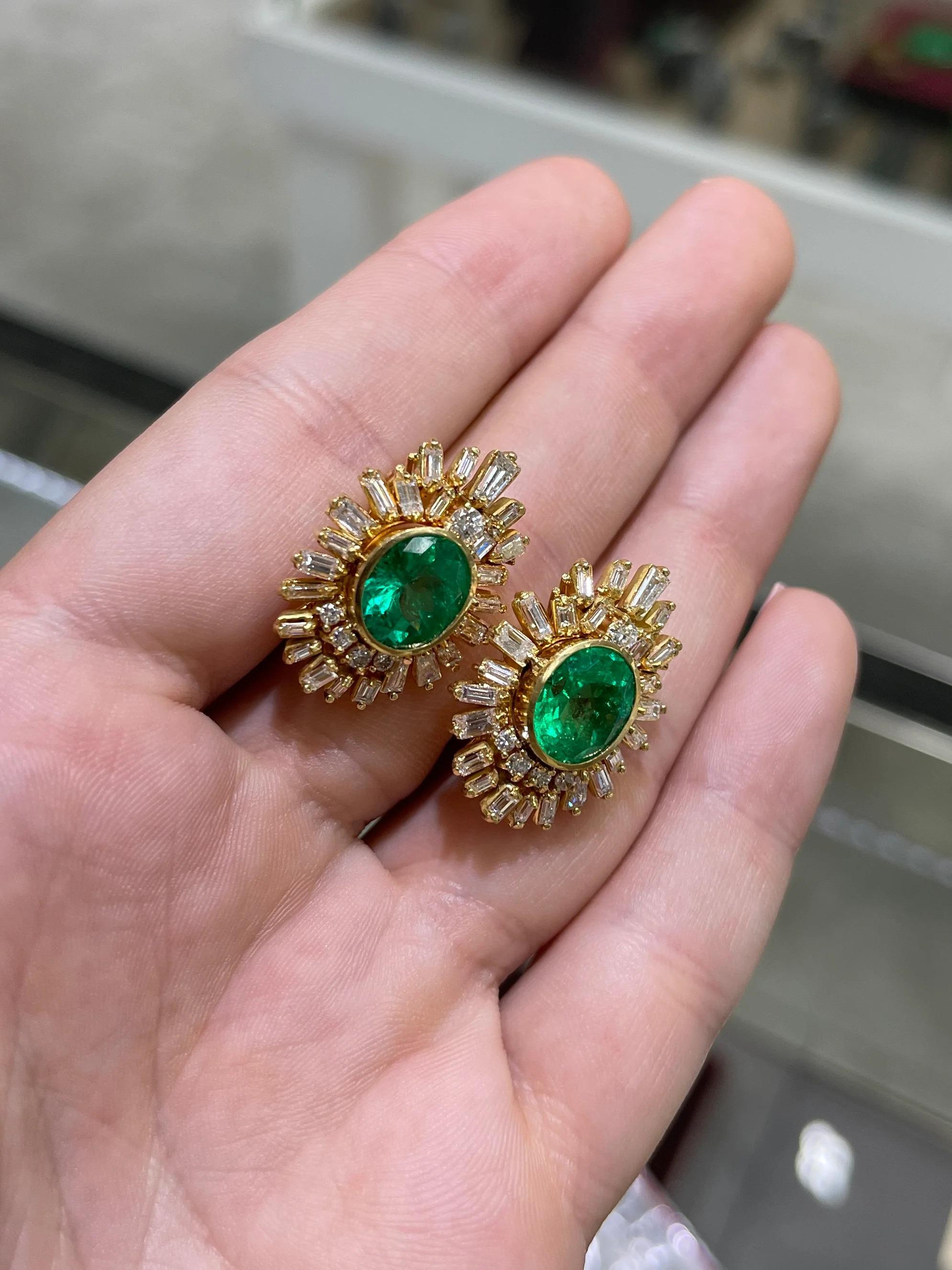Art Deco 12.20tcw AAA+ Oval Cut Colombian Emerald & Diamond Statement Earrings 18K For Sale