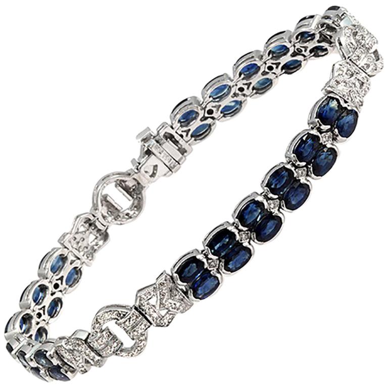 12.22 Carat Blue Sapphires 0.72 Carat Diamonds 18 Karat White Gold Bracelet For Sale