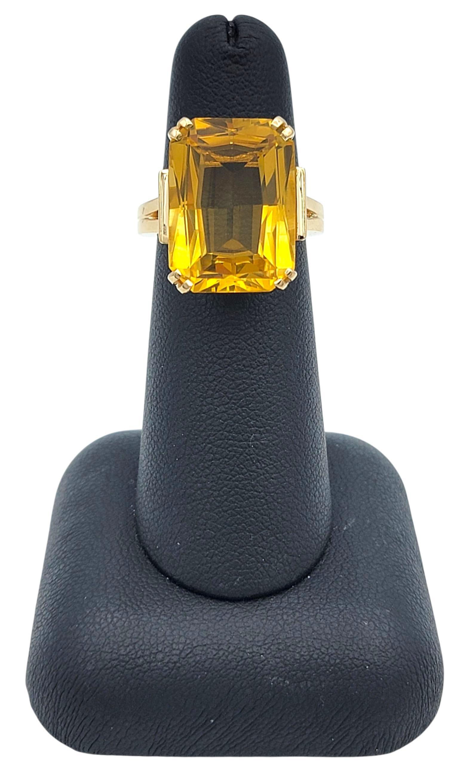 12,23 Karat Smaragdschliff Citrin Cocktail Ring in 14 Karat Gelbgold im Angebot 4