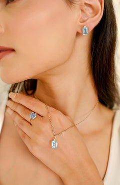 12.23 CTW Blue Topaz Diamond Ring Pendant Earrings Set in 18k Yellow Gold