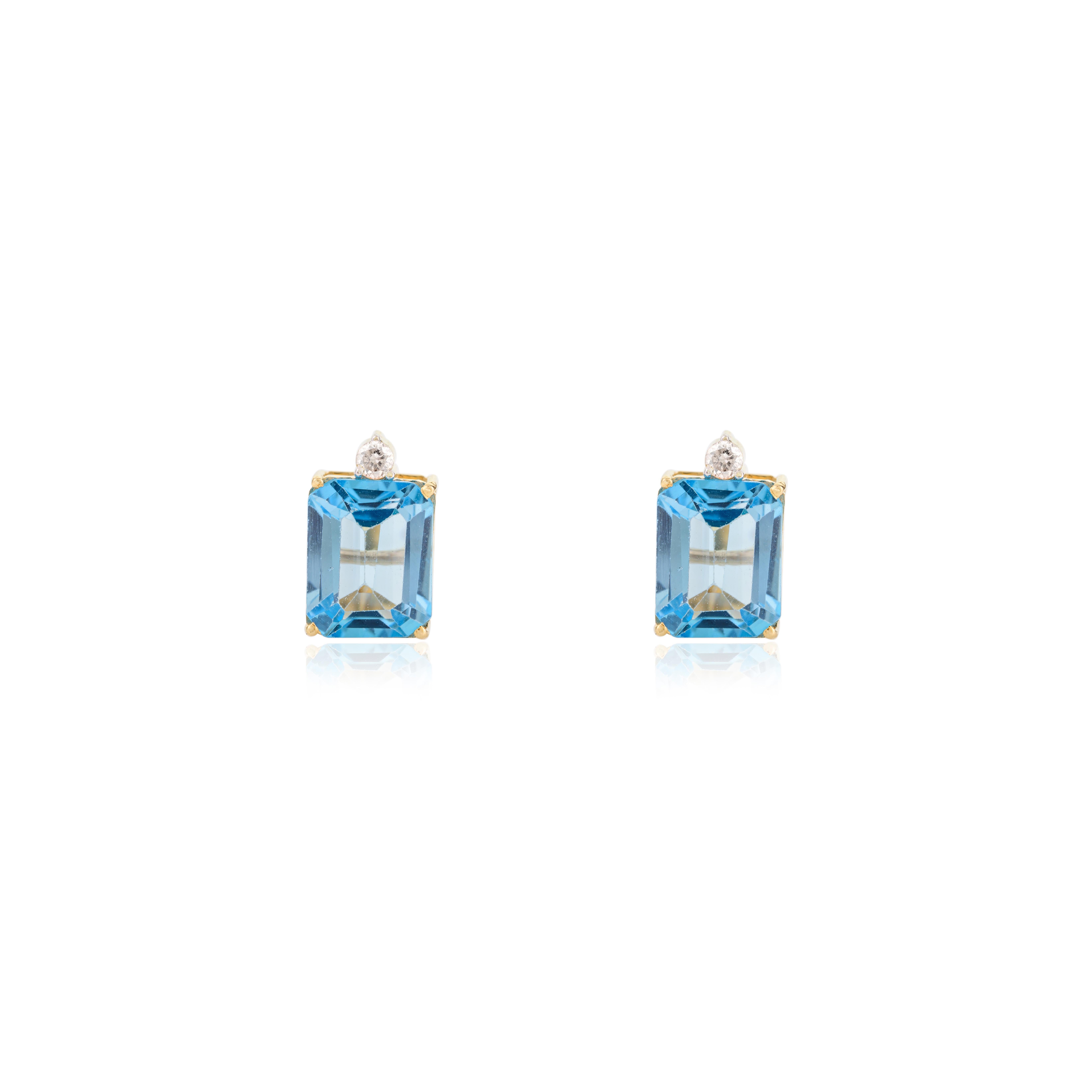 12.23 CTW Blue Topaz Diamond Ring Pendant Earrings Set in 18k Yellow Gold For Sale 3