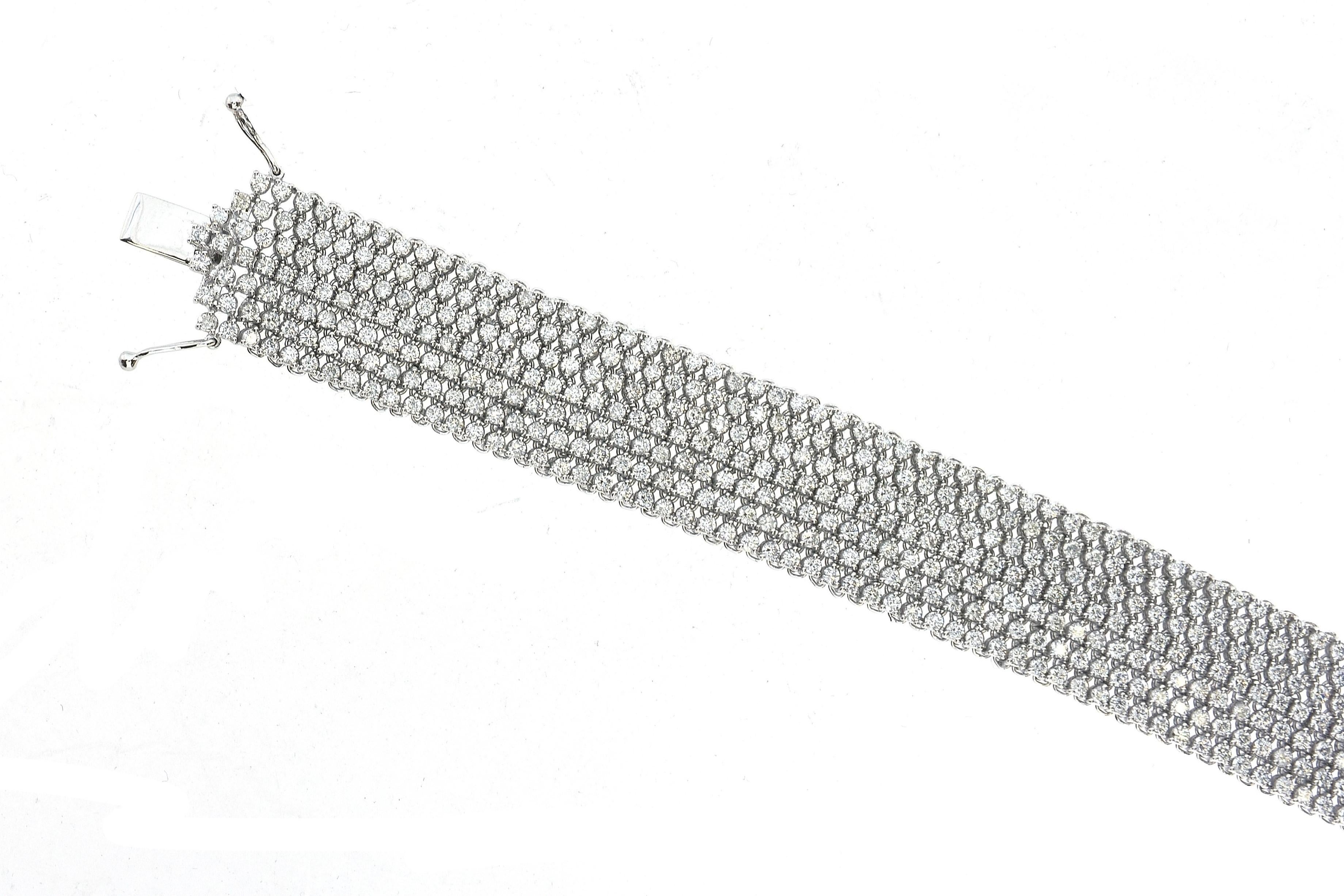Round Cut 10.99 Carat Seven-Row White Diamond Velvet Bracelet