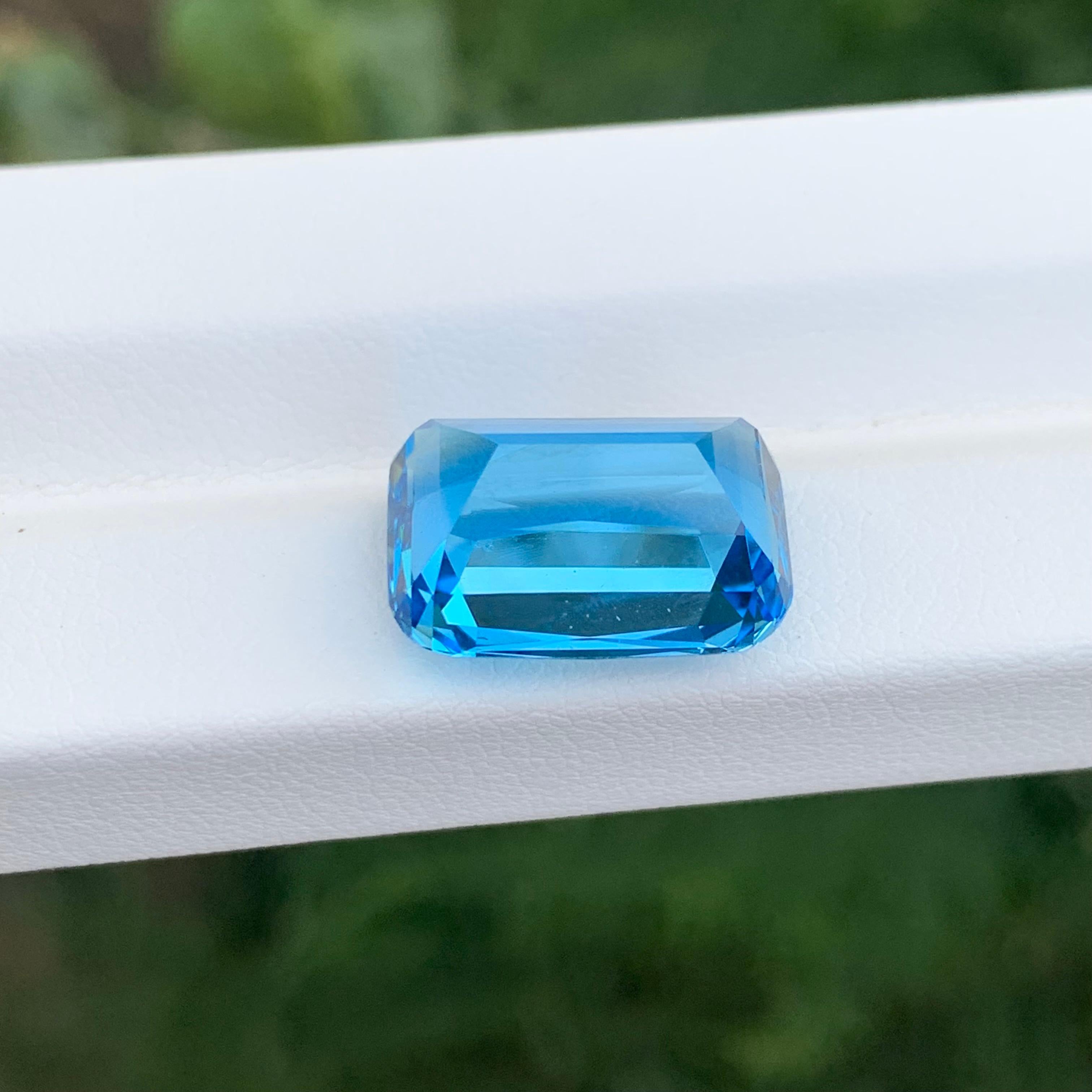 12.25 Carat Excellent Loose Swiss Blue Topaz Long Cushion Shape Gemstone For Sale 4