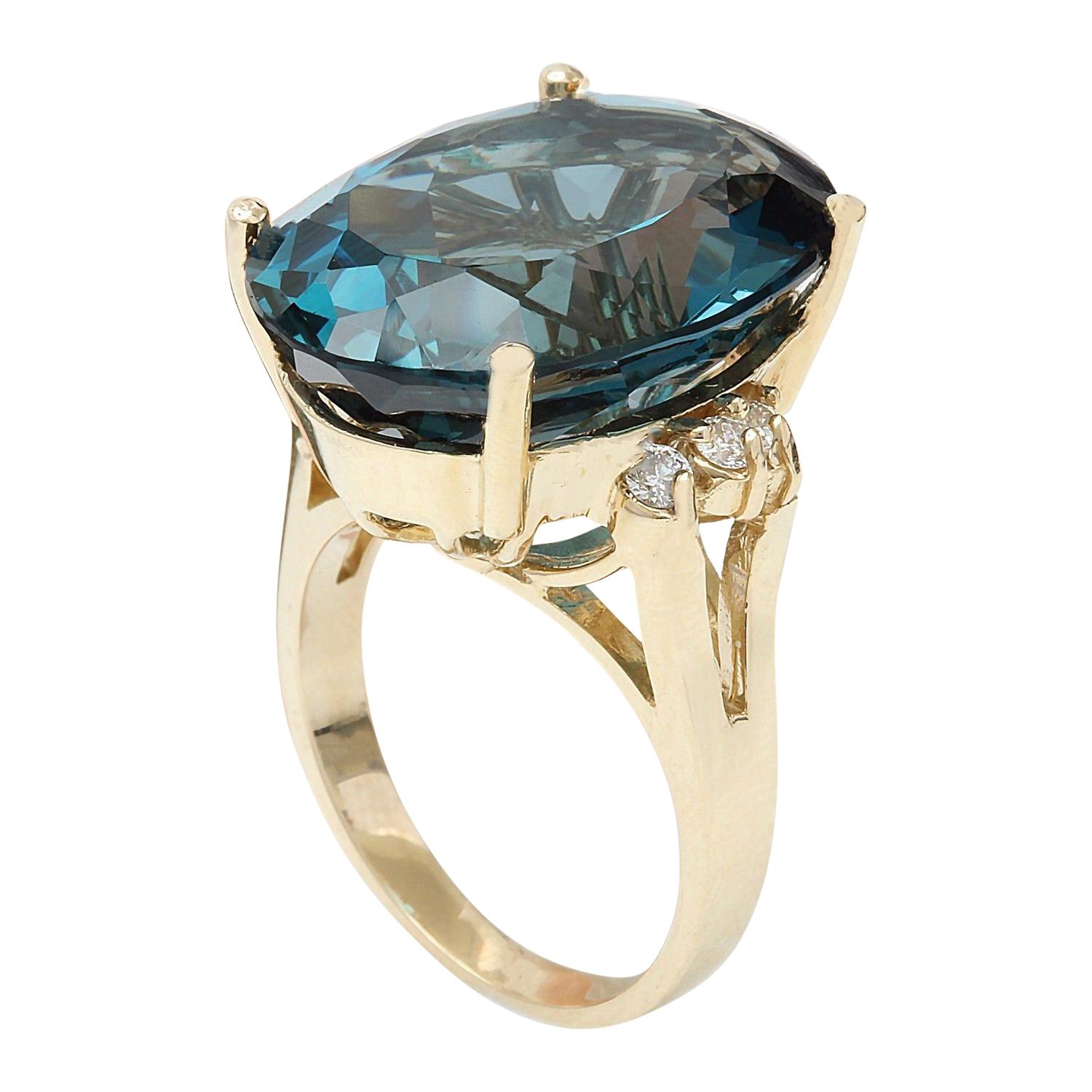 12.25 Carat Natural Topaz 14 Karat Solid Yellow Gold Diamond Ring In New Condition For Sale In Los Angeles, CA