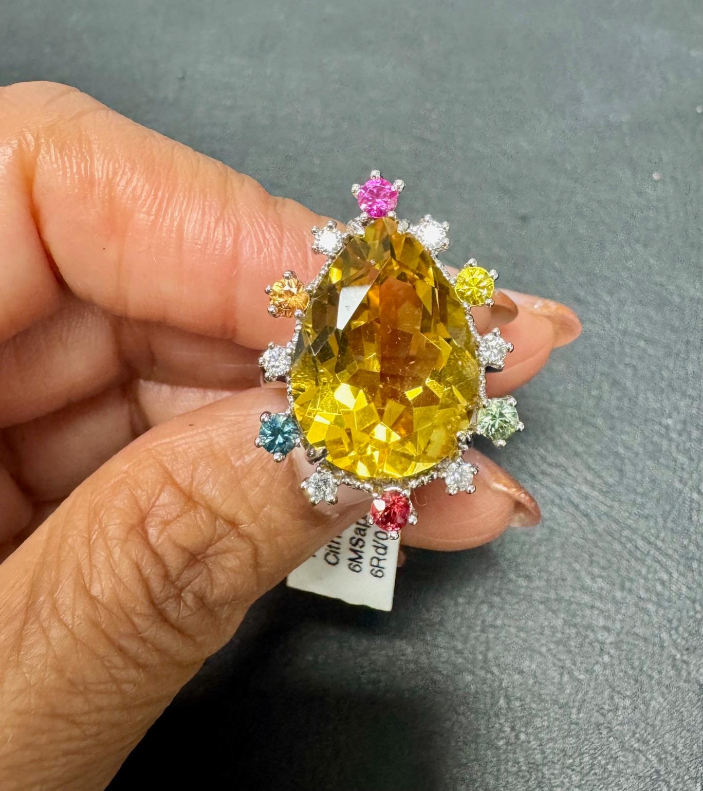 Taille poire 12.25 Carat Pear Cut Citrine Sapphire Diamond Yellow Gold Cocktail Ring en vente