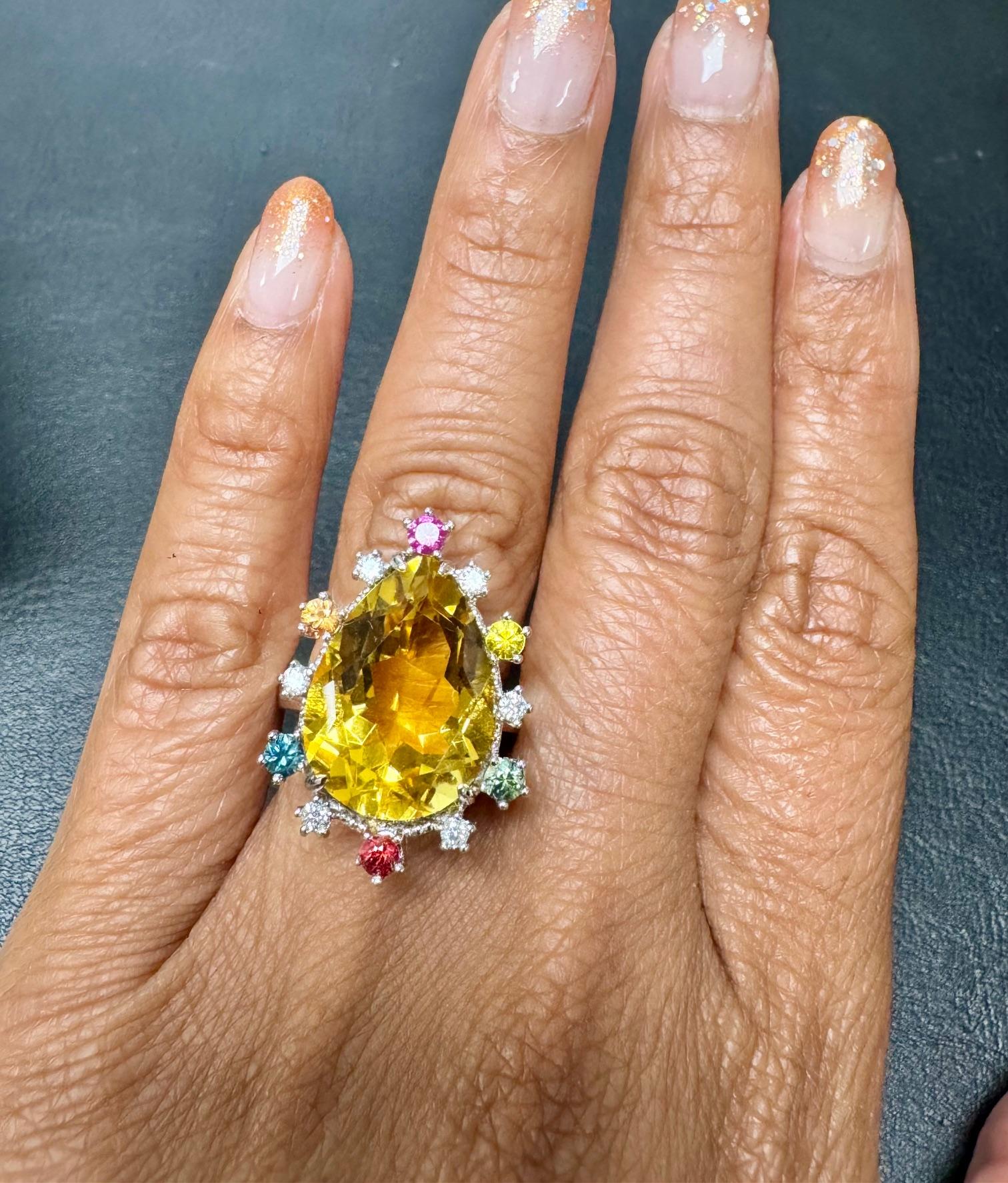 12.25 Carat Pear Cut Citrine Sapphire Diamond Yellow Gold Cocktail Ring Pour femmes en vente