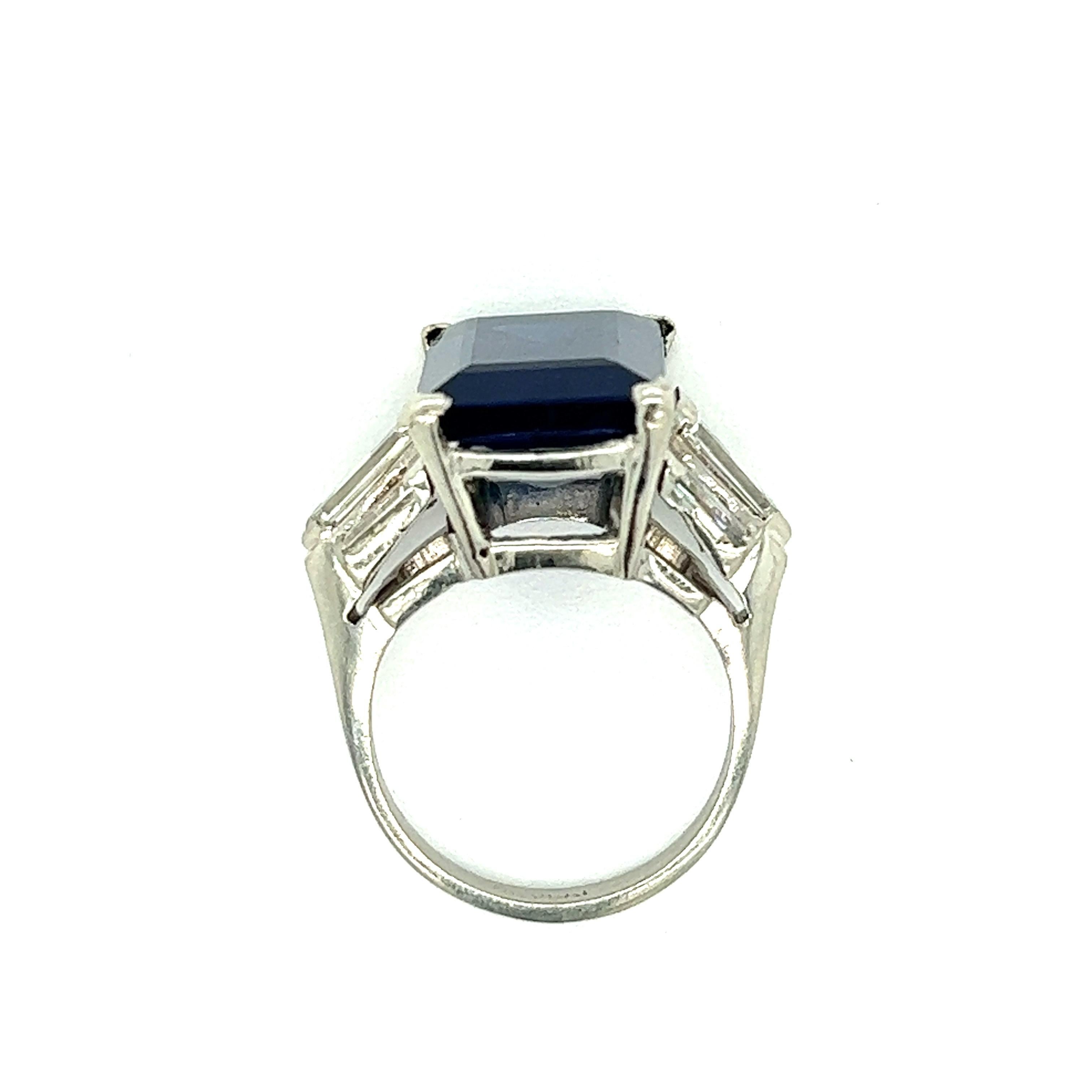 12.25 Carats Sapphire Diamond Cocktail Ring For Sale 5