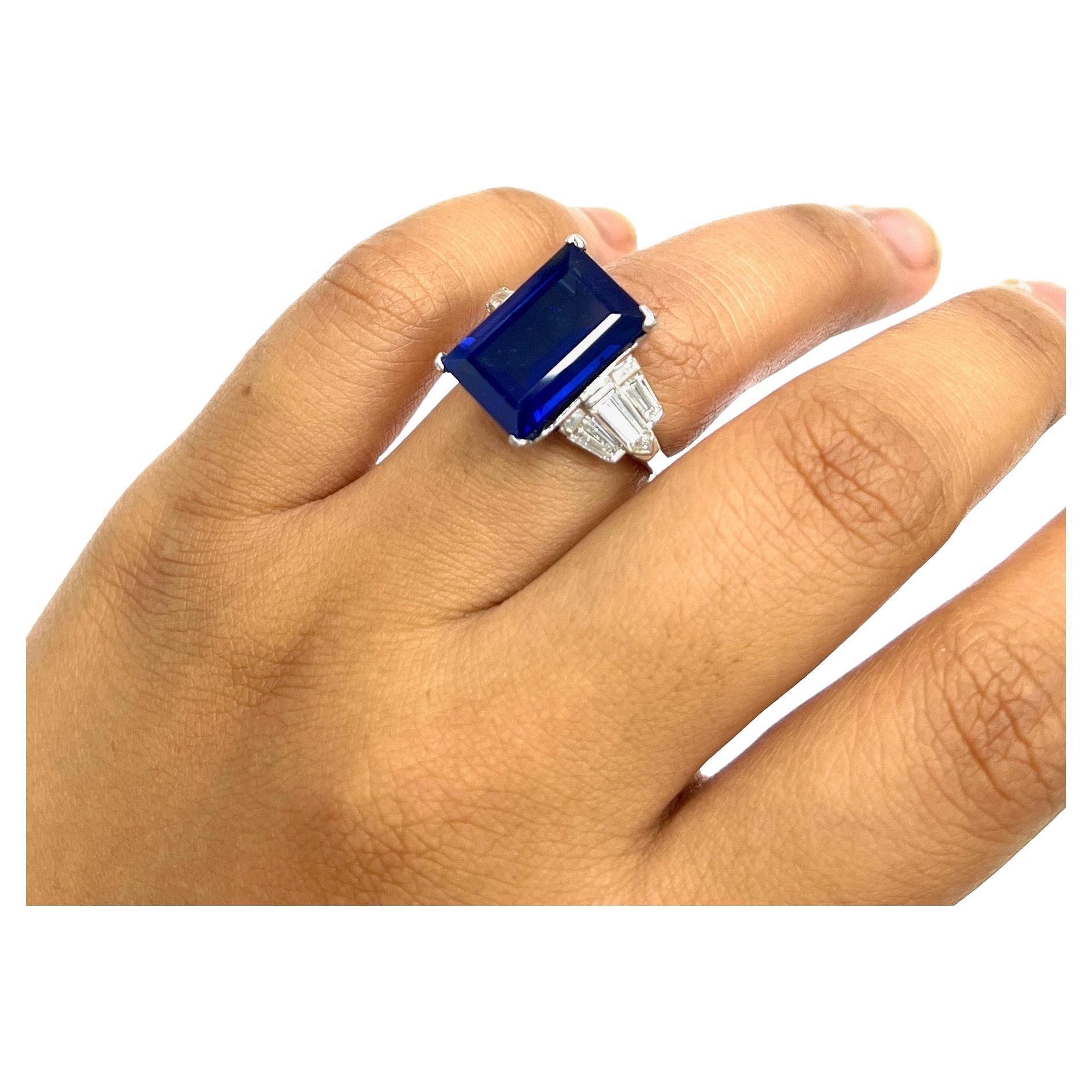 12.25 Carats Sapphire Diamond Cocktail Ring For Sale 6