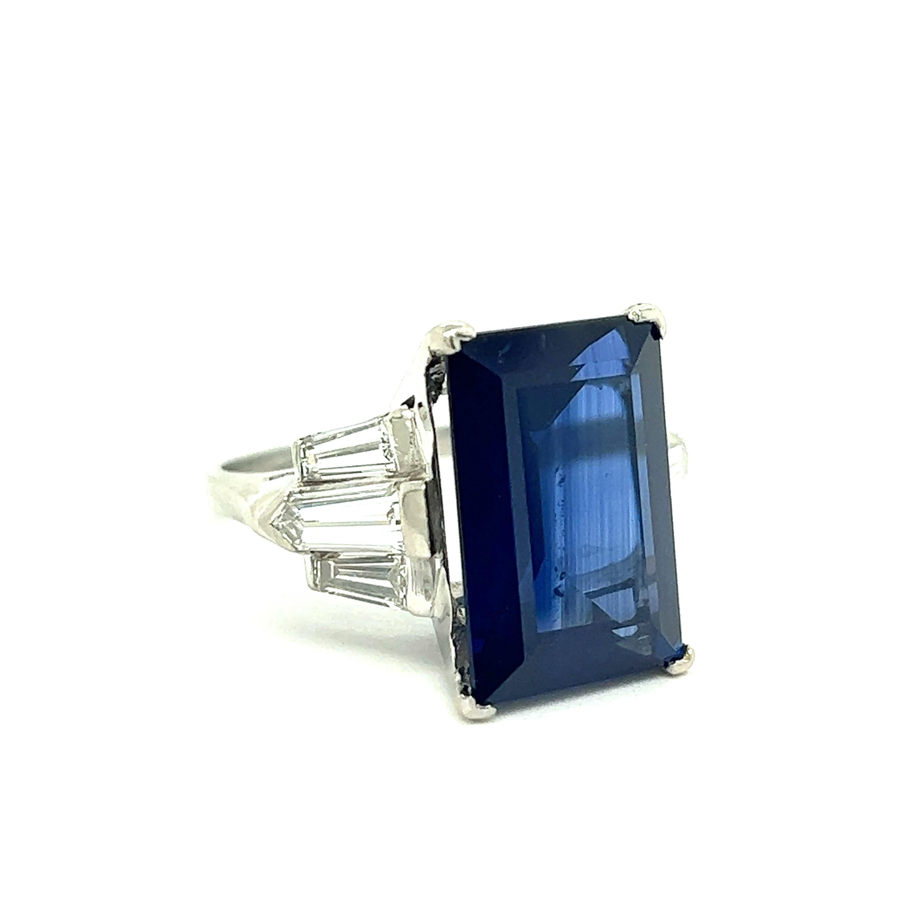 Mixed Cut 12.25 Carats Sapphire Diamond Cocktail Ring For Sale