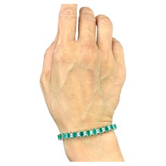 12.26 ct Natural Emerald 
Diamond Bracelet