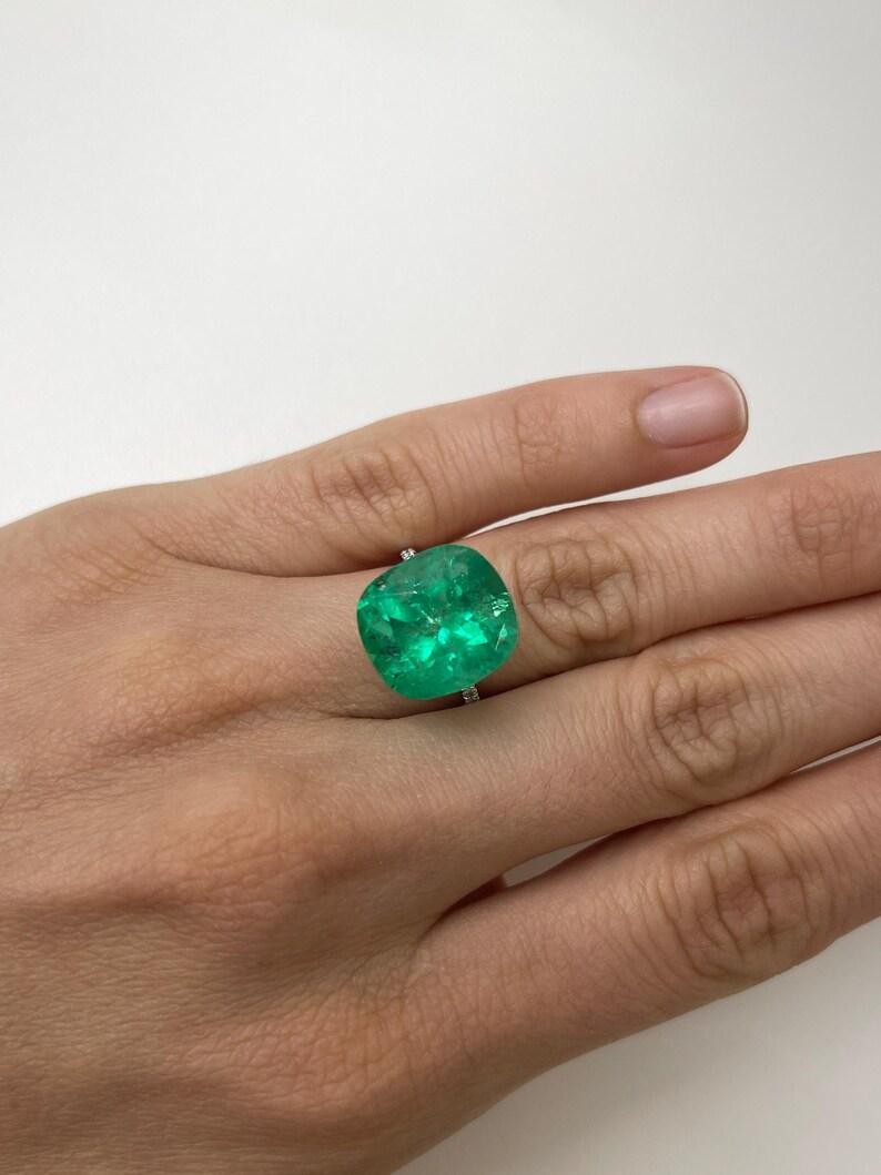 12.27 Carat Muzo Yellowish Green Colombian Emerald - Cushion Cut May Birthstone For Sale 4