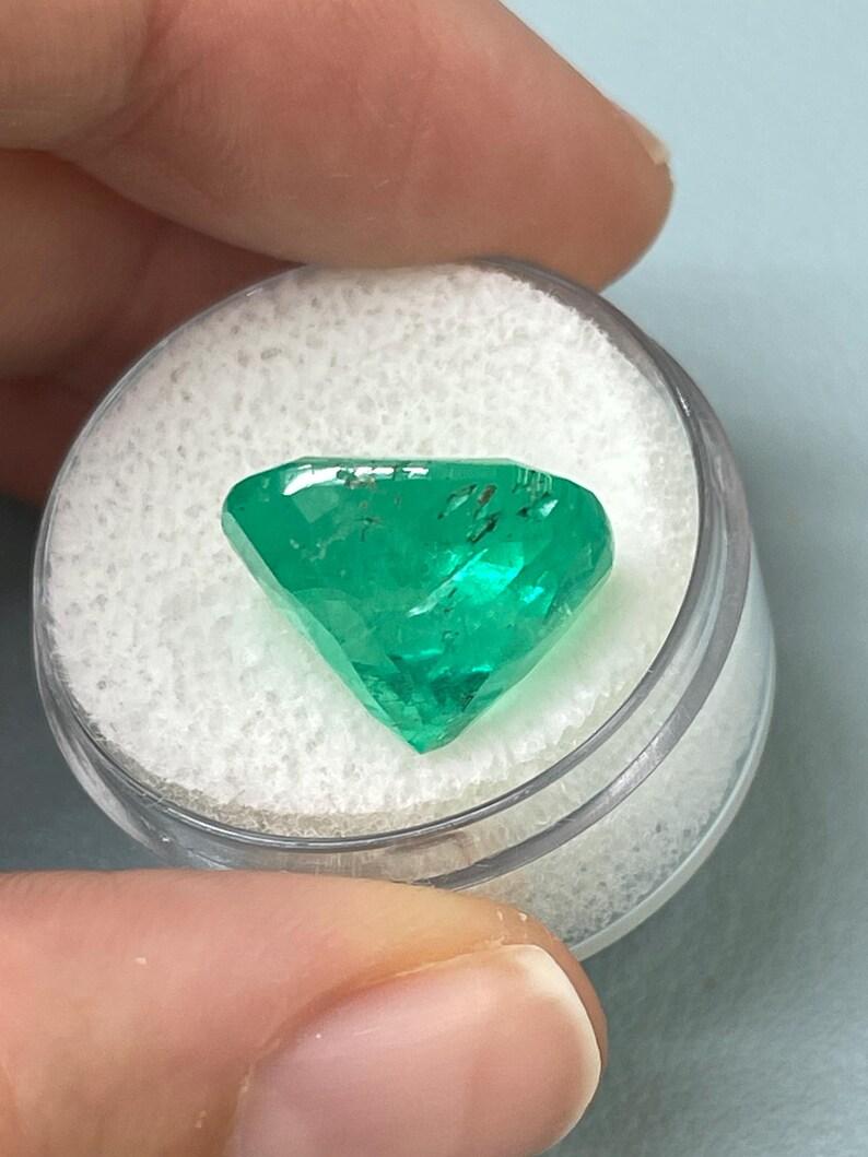 12.27 Carat Muzo Yellowish Green Colombian Emerald - Cushion Cut May Birthstone For Sale 1