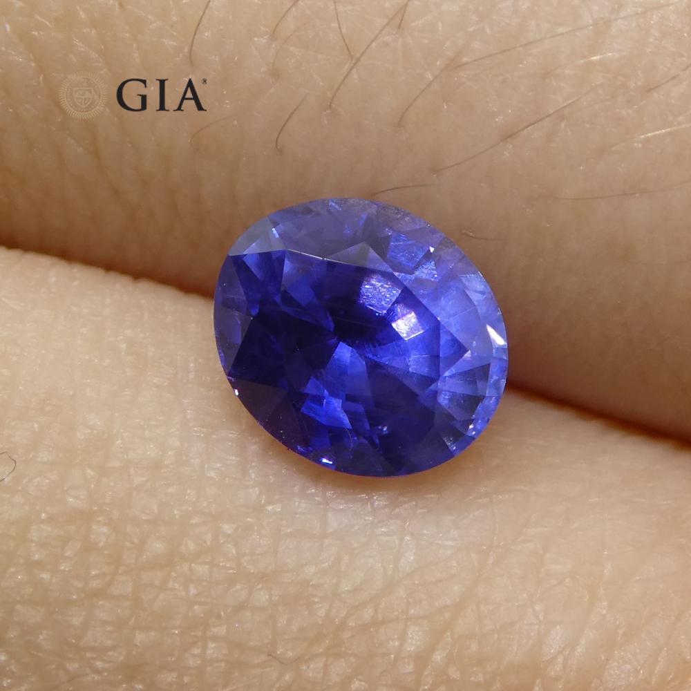 Women's or Men's 1.22ct Color Change Sapphire Oval GIA Certified Unheated, Sri Lanka, Vivid Viole For Sale