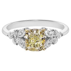 Bague avec diamant jaune clair brillant modifié de taille coussin 1,02ct