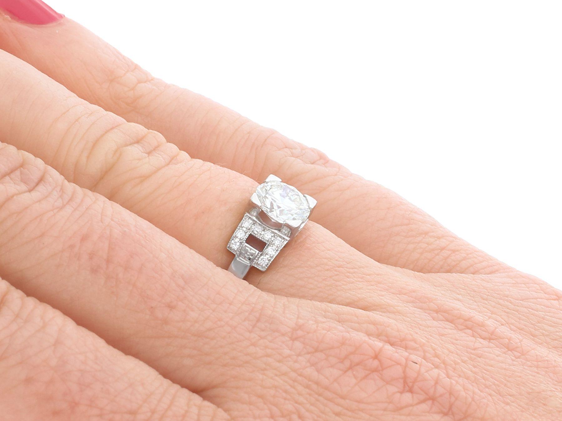 1.22 Carat Diamond and Platinum Solitaire Ring For Sale 2