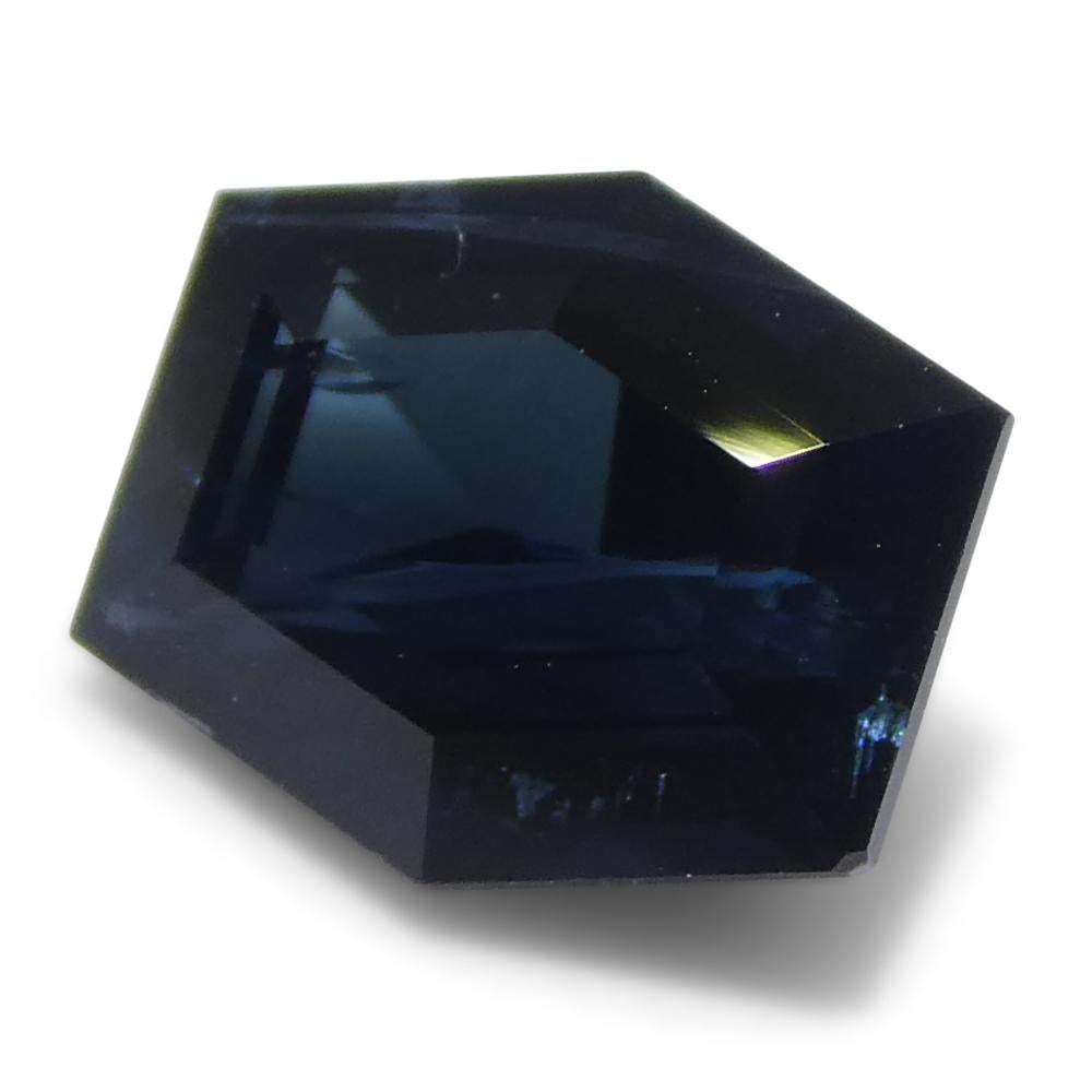 Tourmaline indicolite bleue taille hexagonale/coffin de 1,22 carat en vente 3