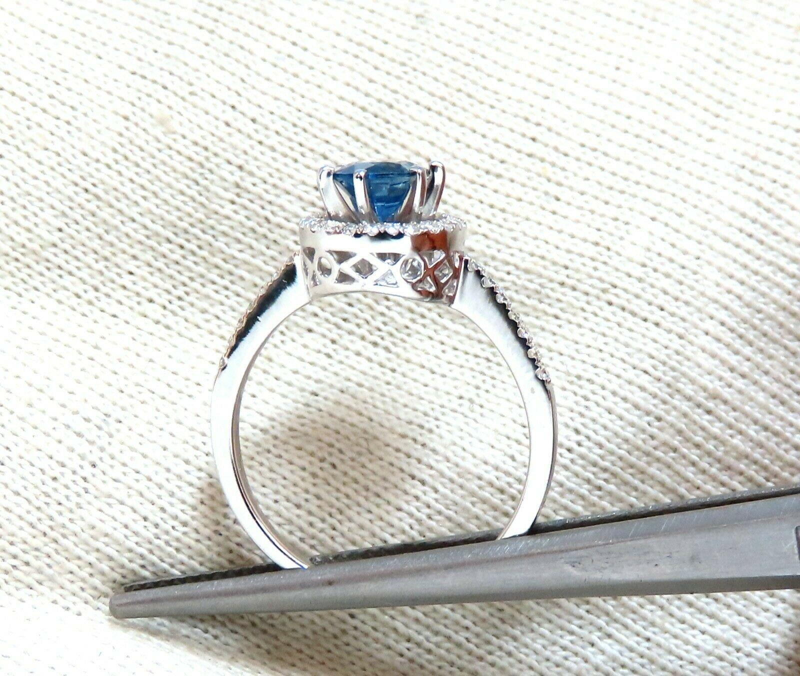 1.22 Carat Natural Blue Sapphire Halo Cluster Ring 14 Karat For Sale 2