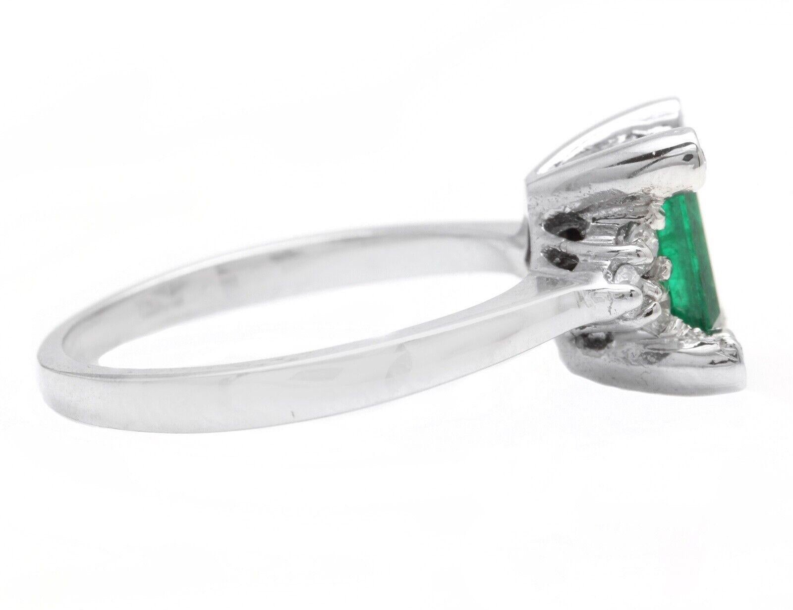 Mixed Cut 1.22Ct Natural Emerald and Diamond 14k Solid White Gold Ring For Sale