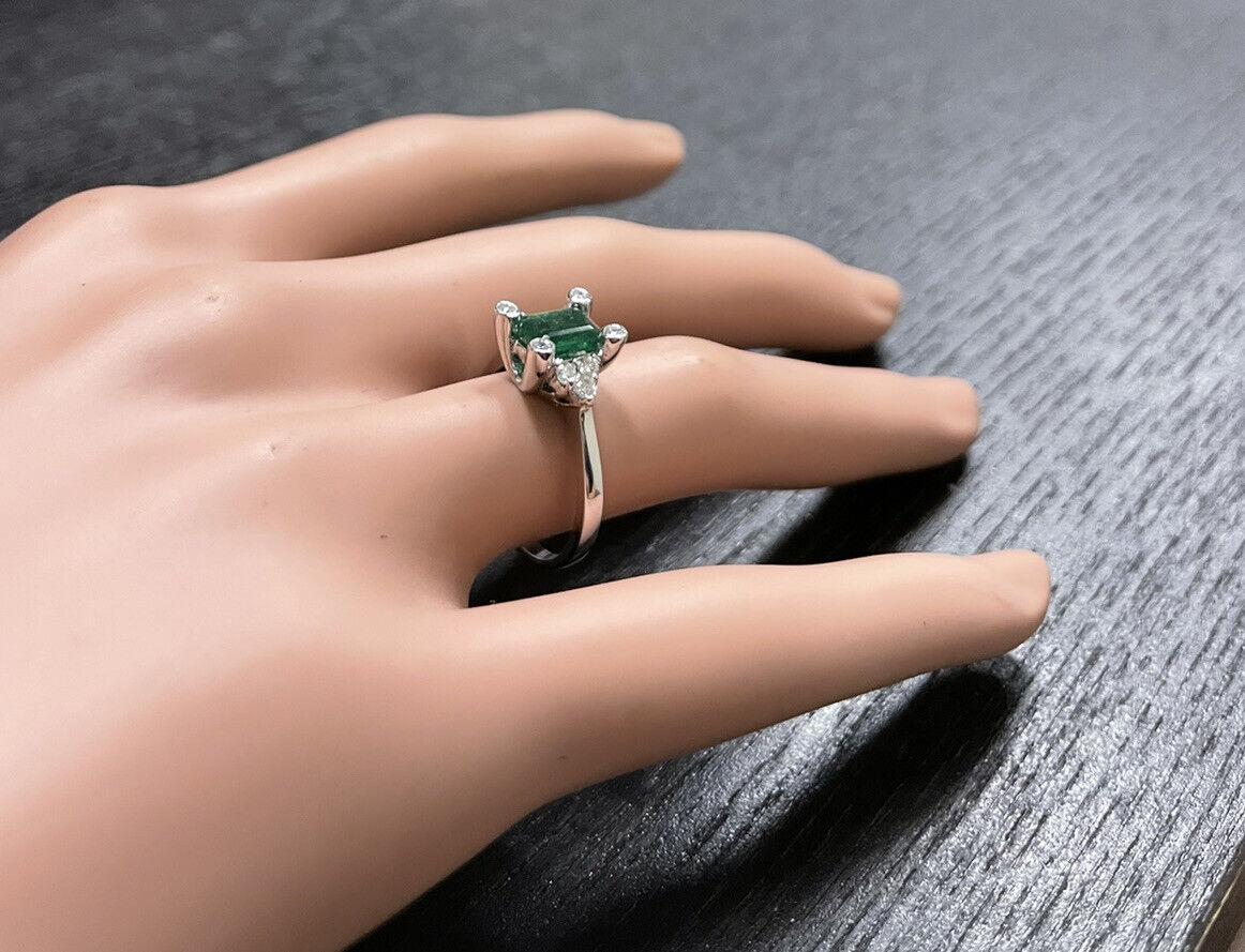 1.22Ct Natural Emerald and Diamond 14k Solid White Gold Ring For Sale 2