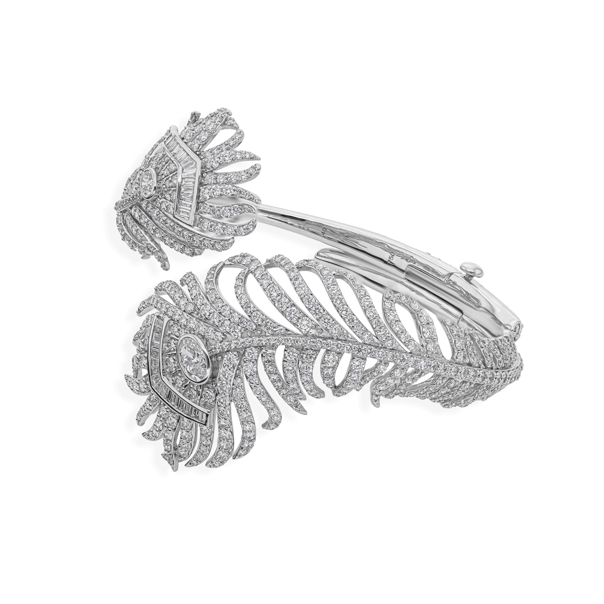 Taglio misto 12.2CTW SI/H Diamante Piuma Crossover Bracciale in oro bianco Gioielli di pregio in vendita